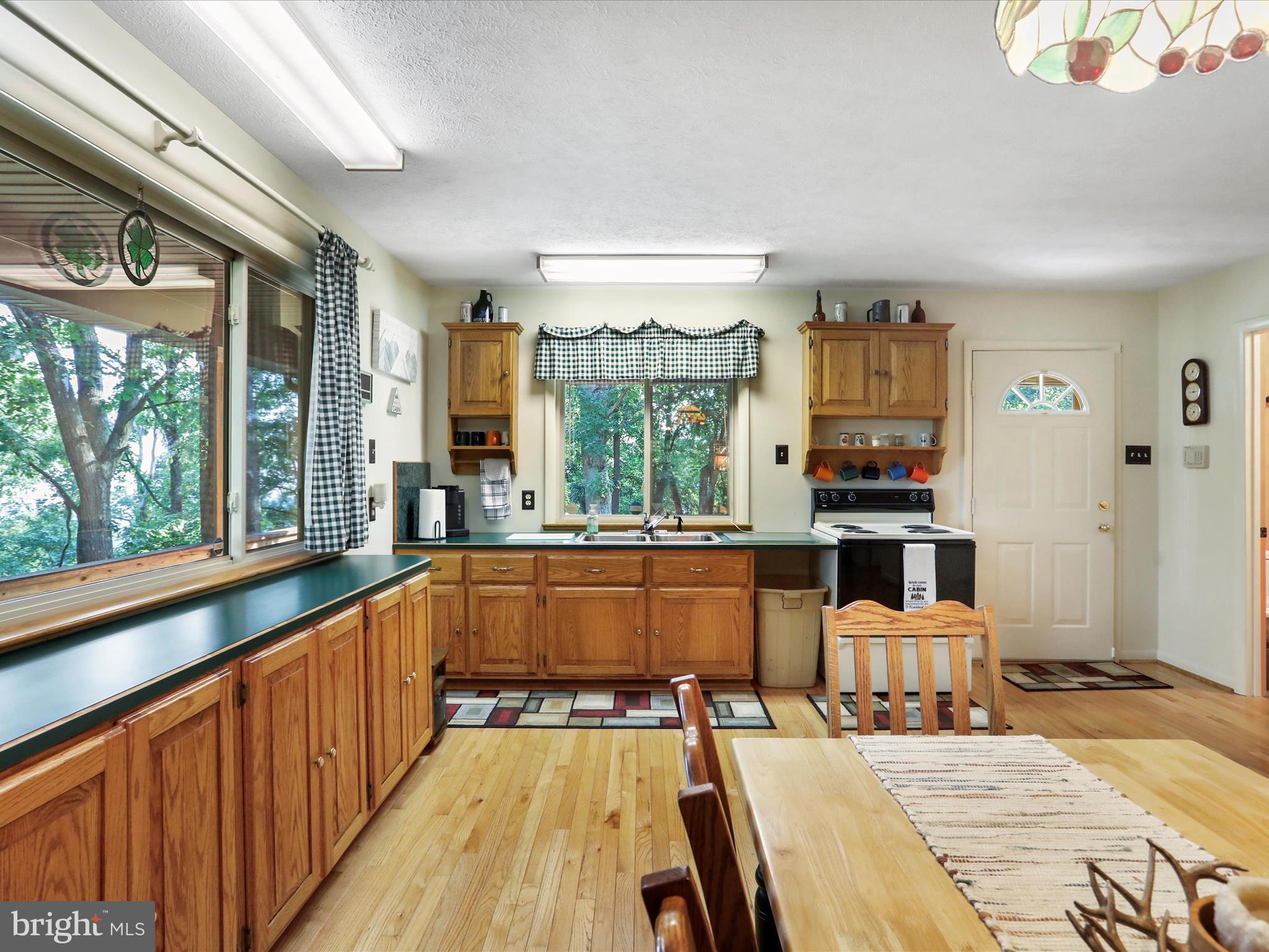 OAKMONT - Residential