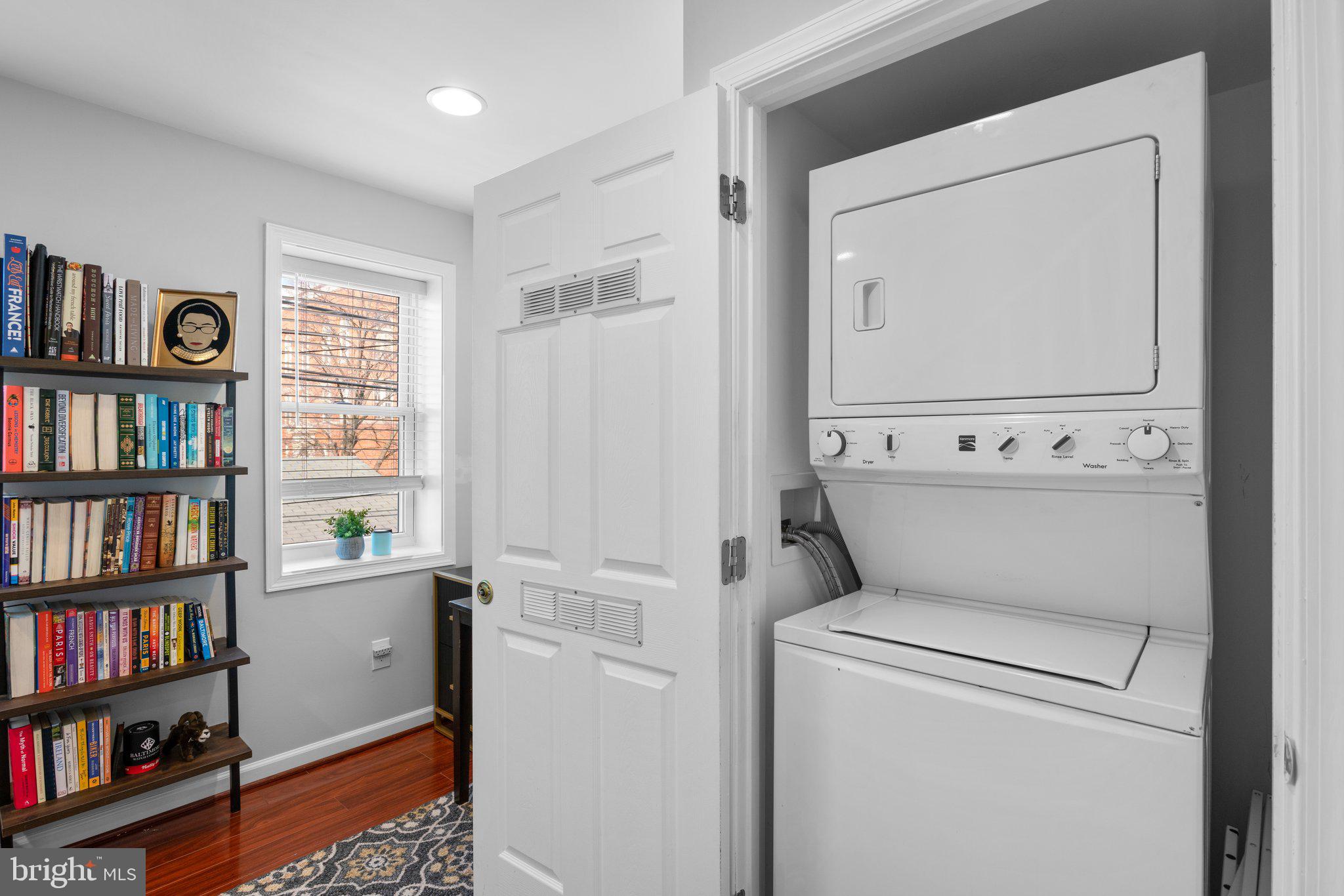 RIVERSIDE - Residential