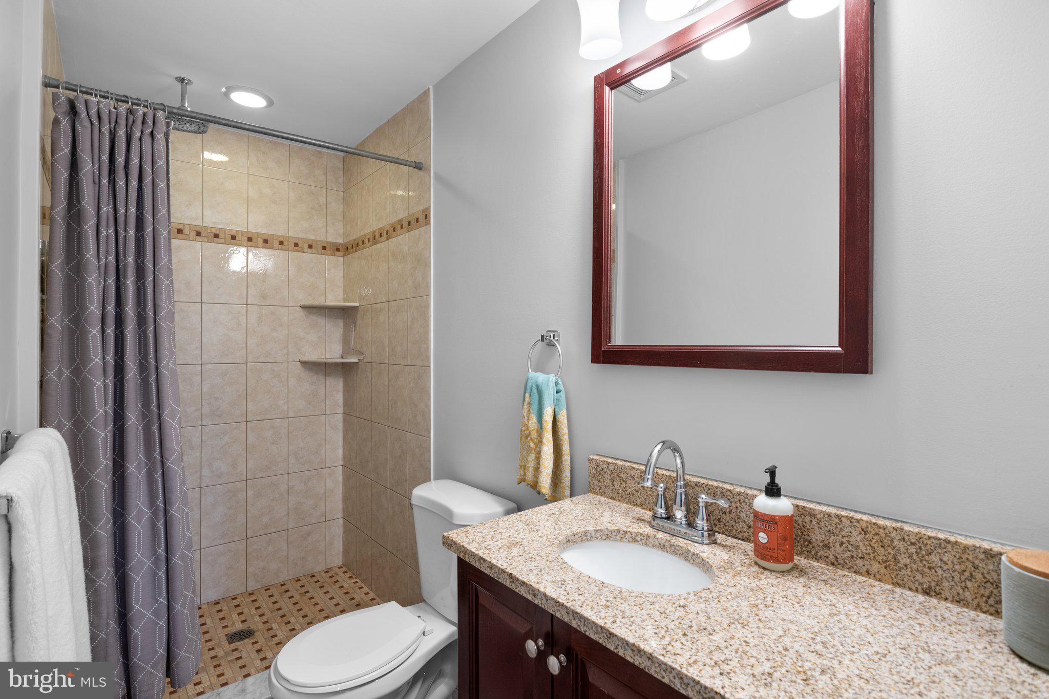 RIVERSIDE - Residential