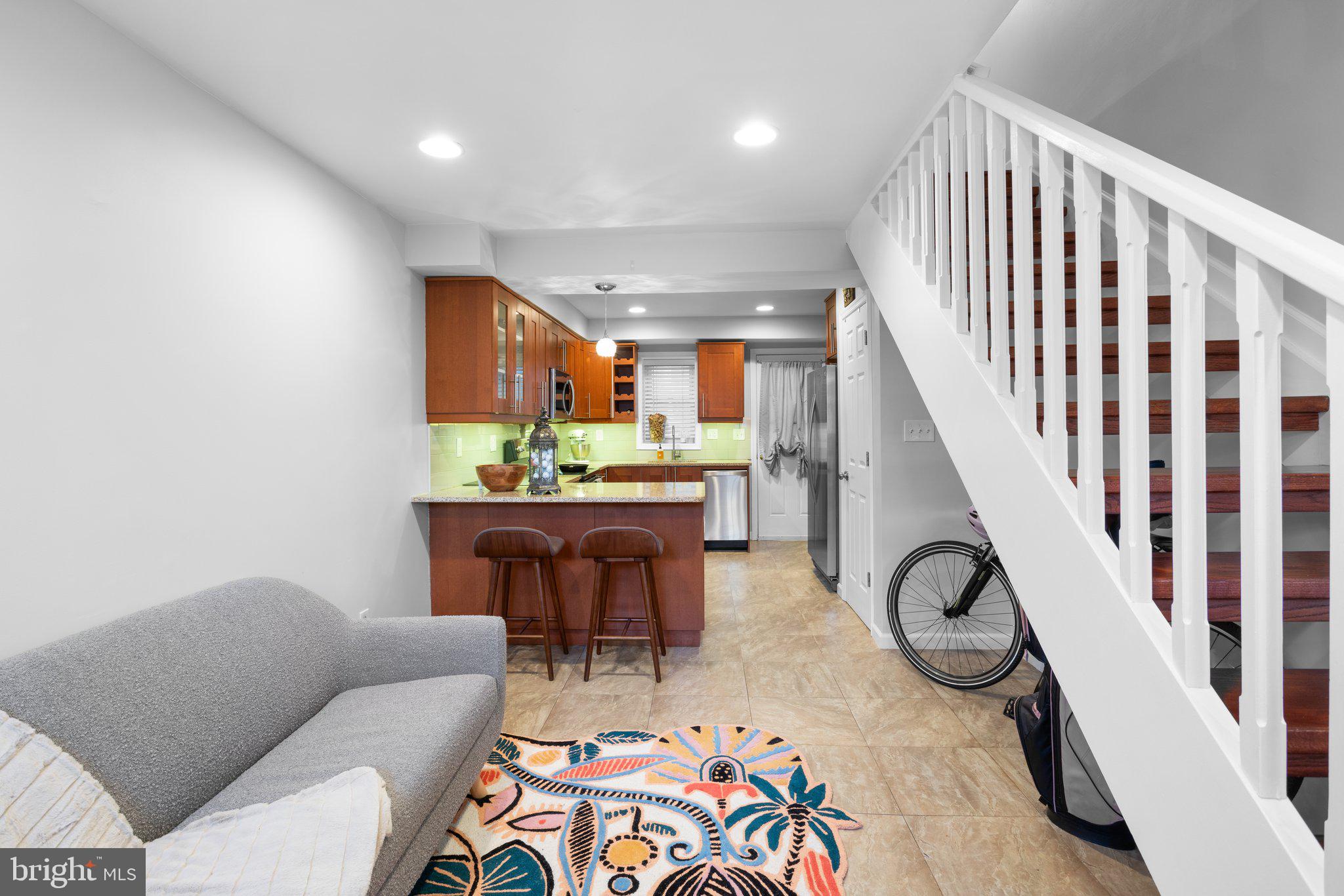 RIVERSIDE - Residential