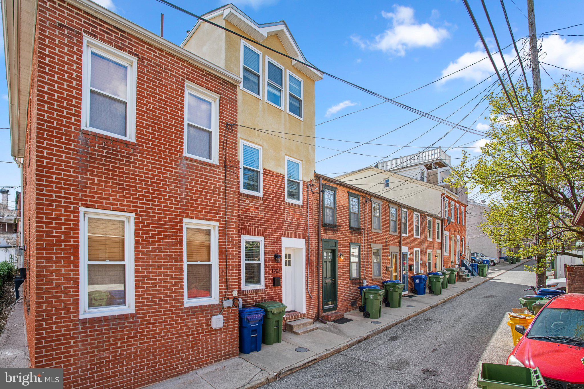 RIVERSIDE - Residential