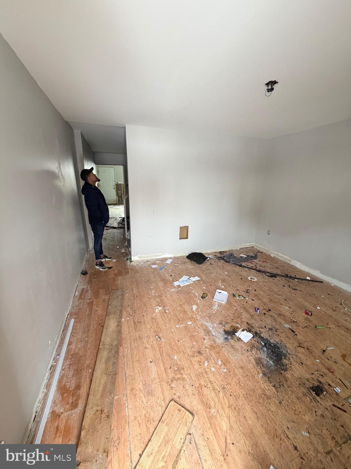 KENSINGTON - Residential