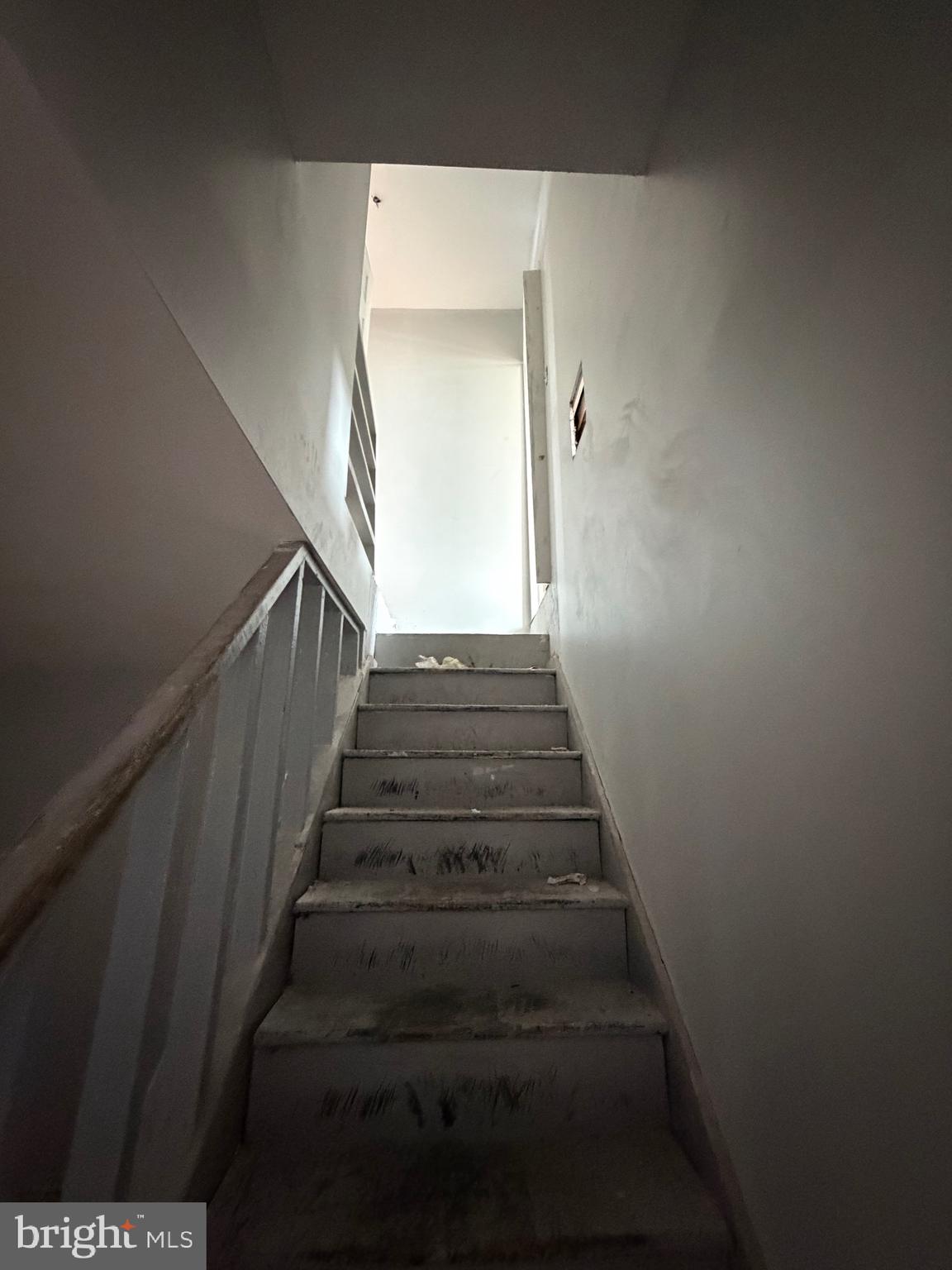 KENSINGTON - Residential