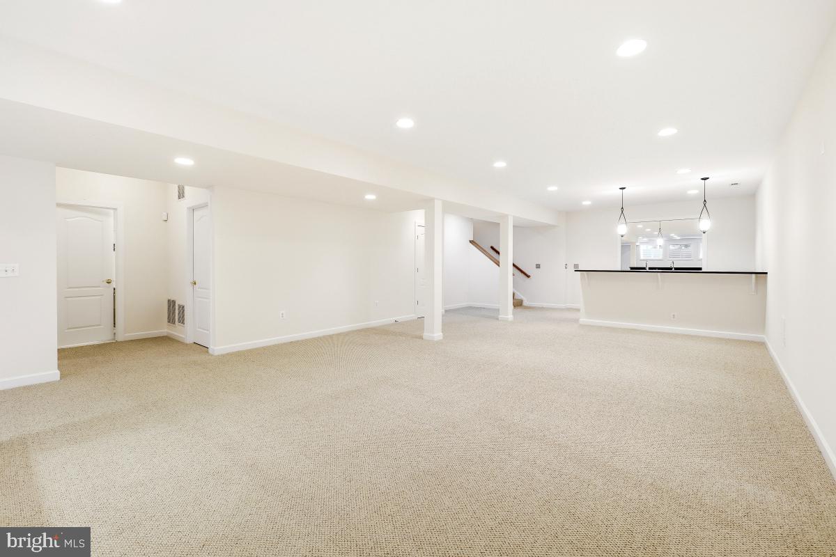 RUGBY ROAD - Residential