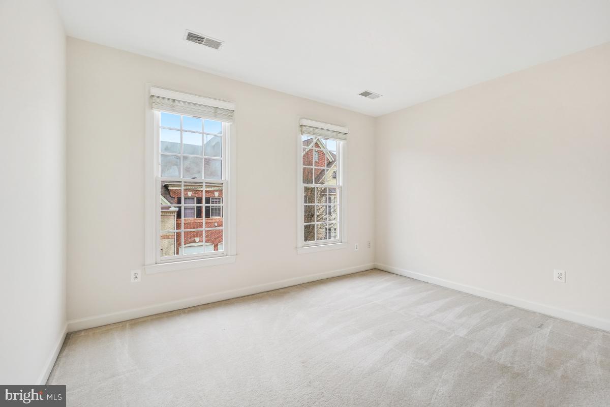 RUGBY ROAD - Residential