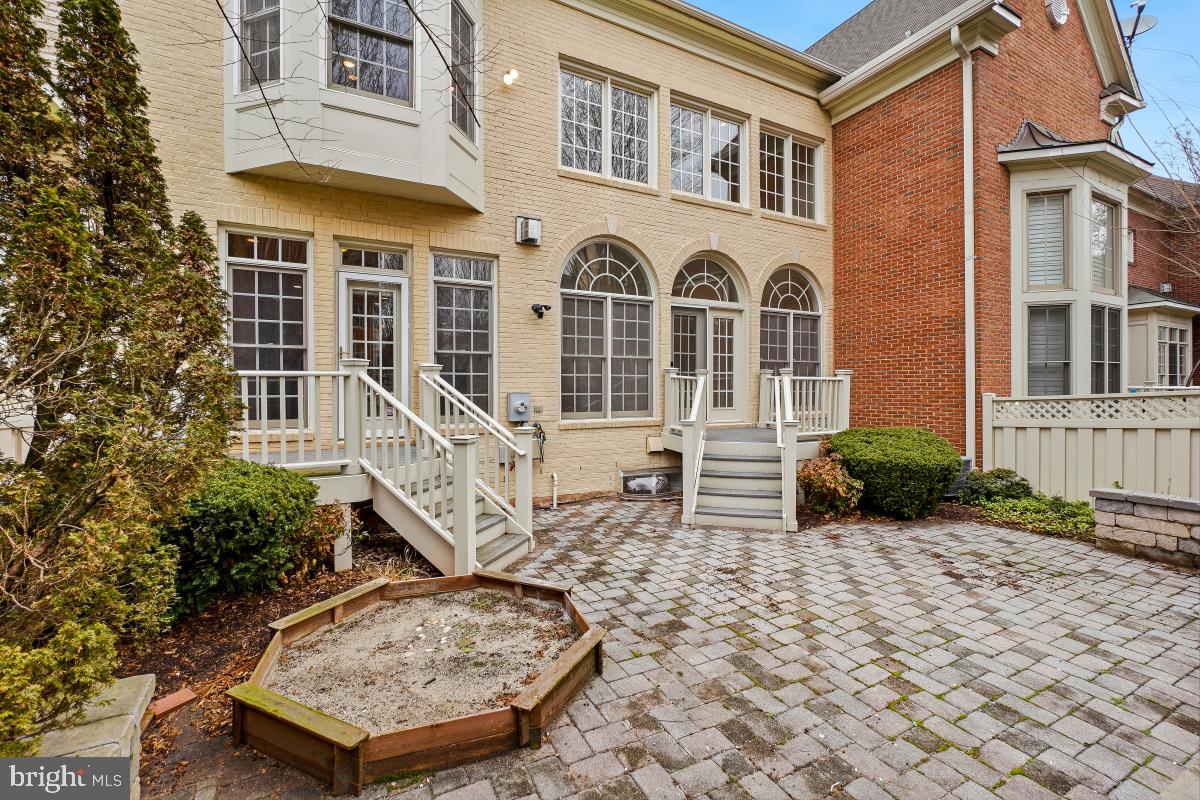 RUGBY ROAD - Residential