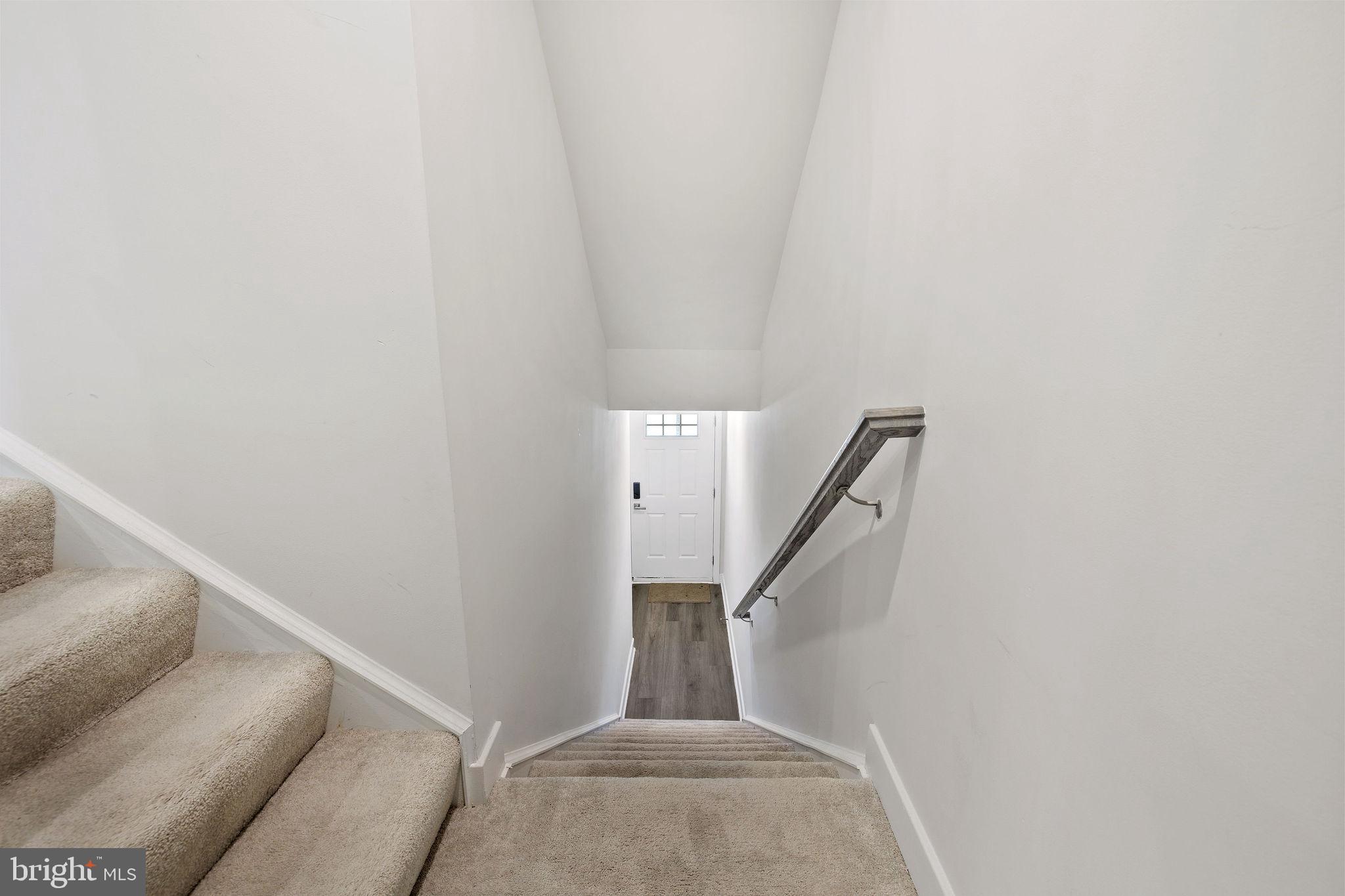 SIGNATURE CLUB - Residential Lease