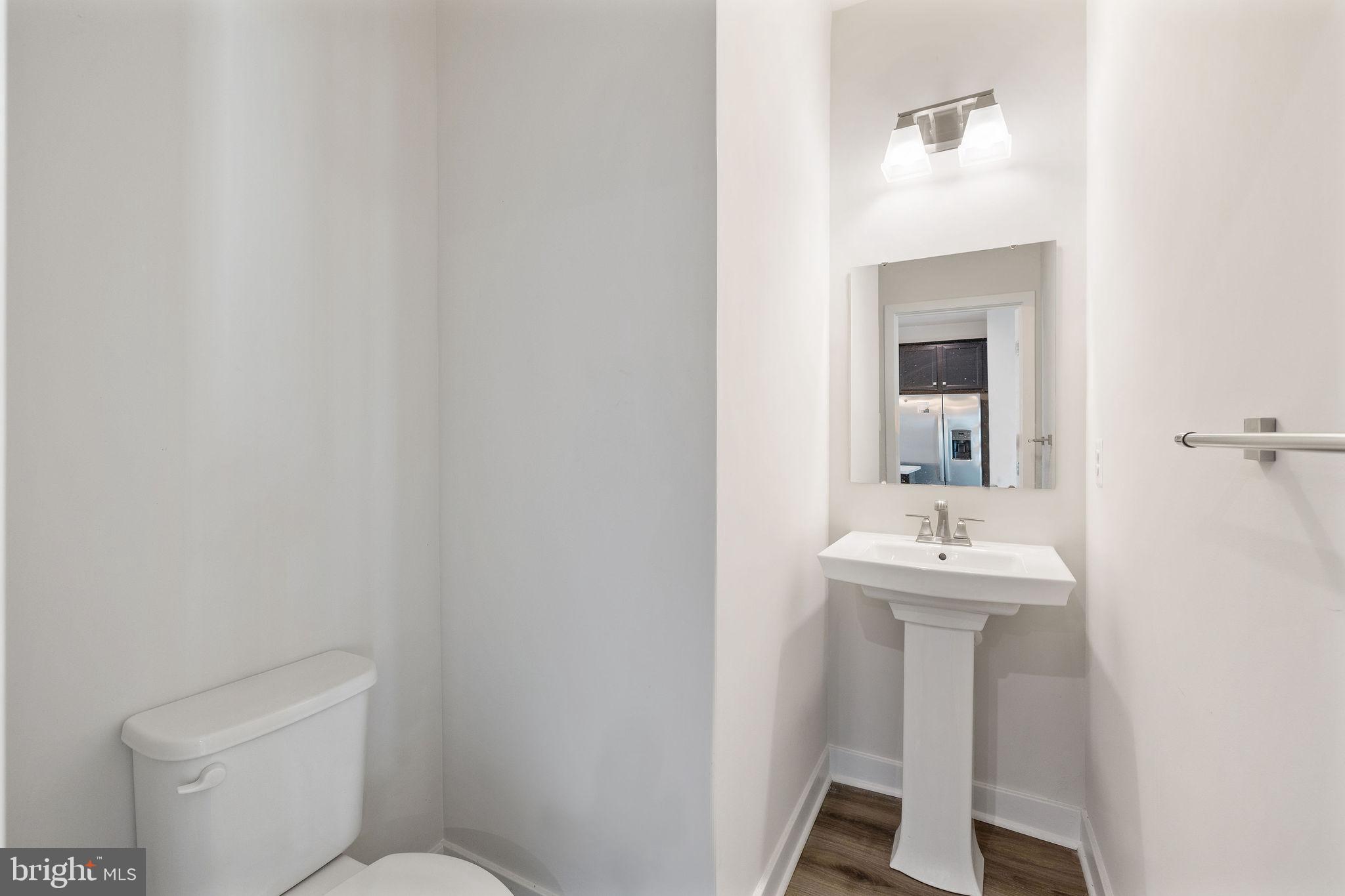 SIGNATURE CLUB - Residential Lease