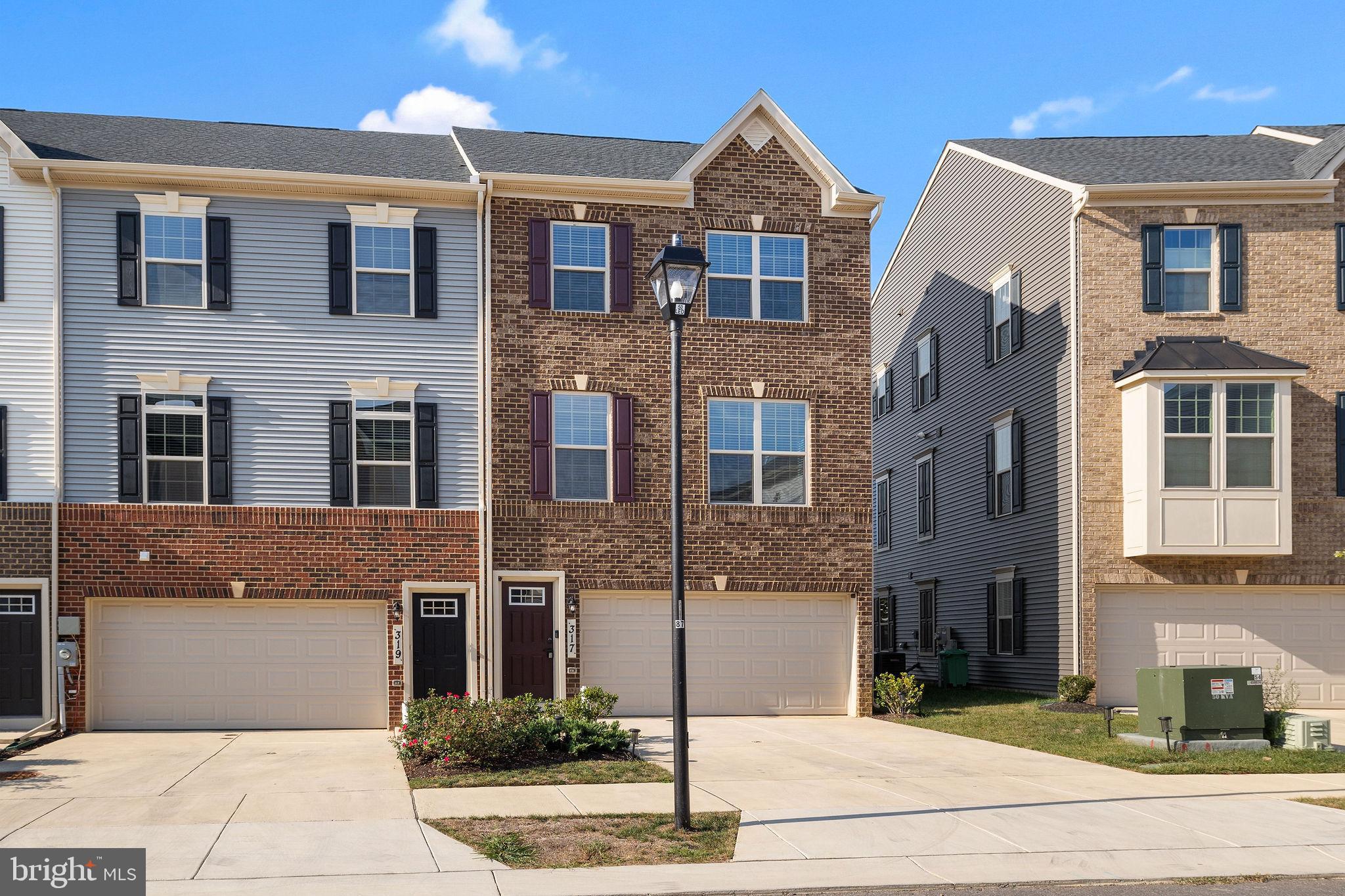 SIGNATURE CLUB - Residential Lease