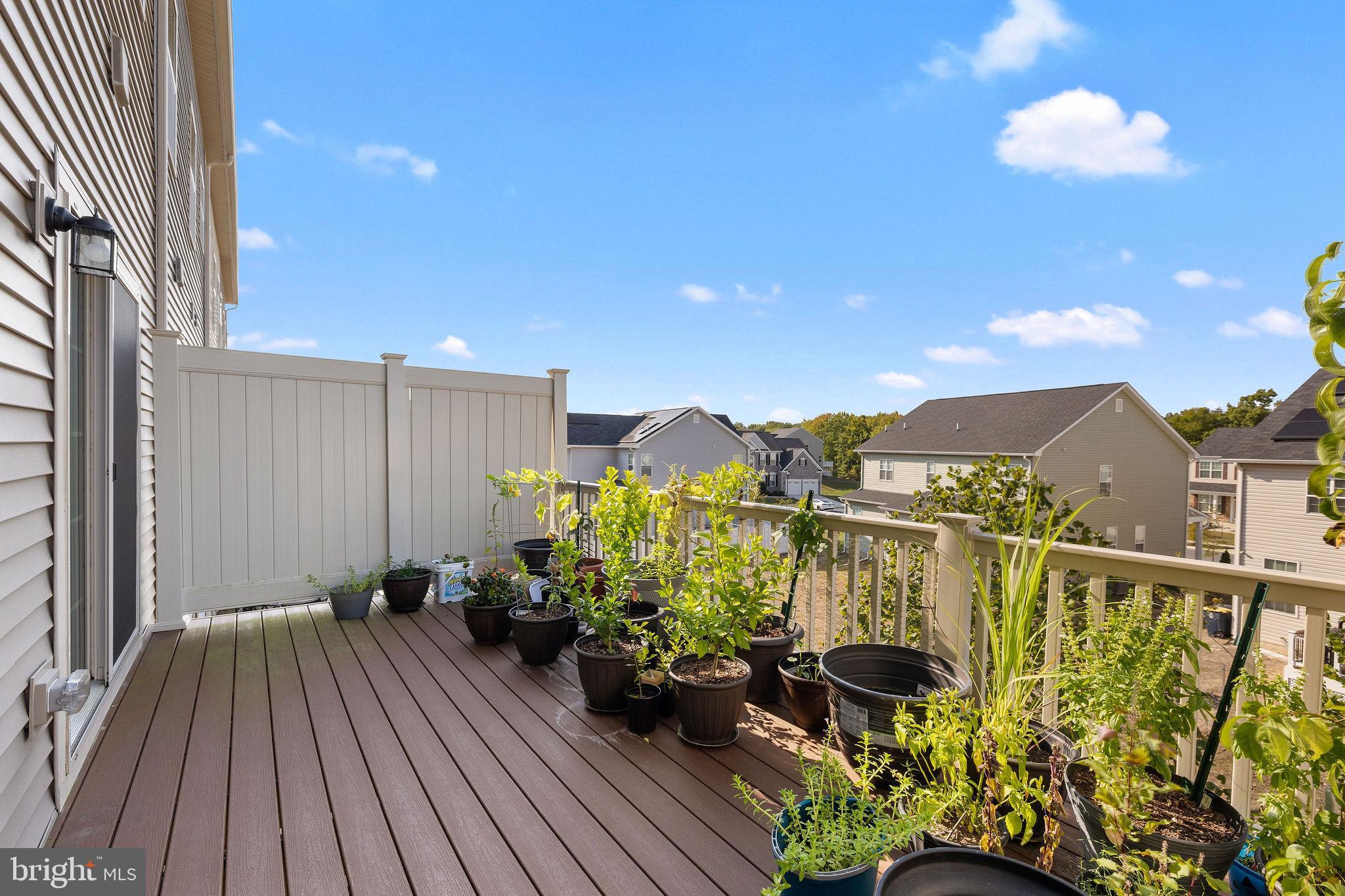 SIGNATURE CLUB - Residential Lease