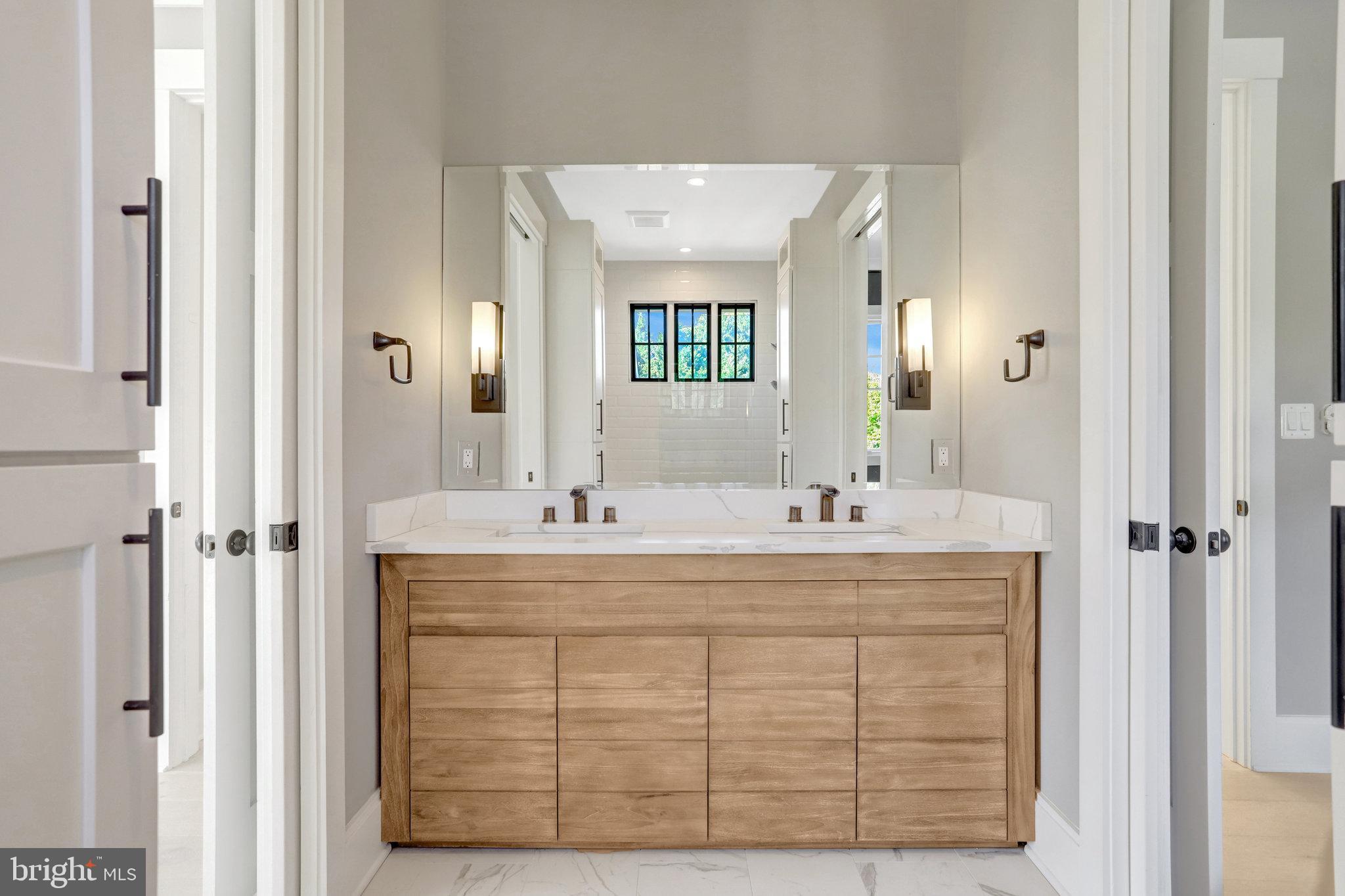 LYON PARK - Residential