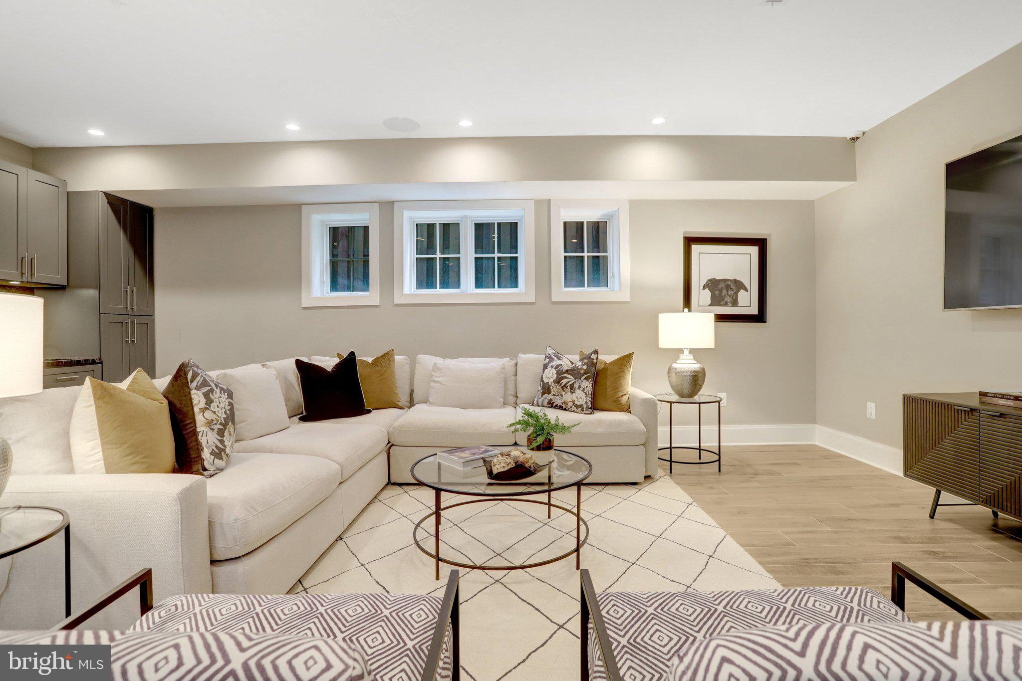 LYON PARK - Residential