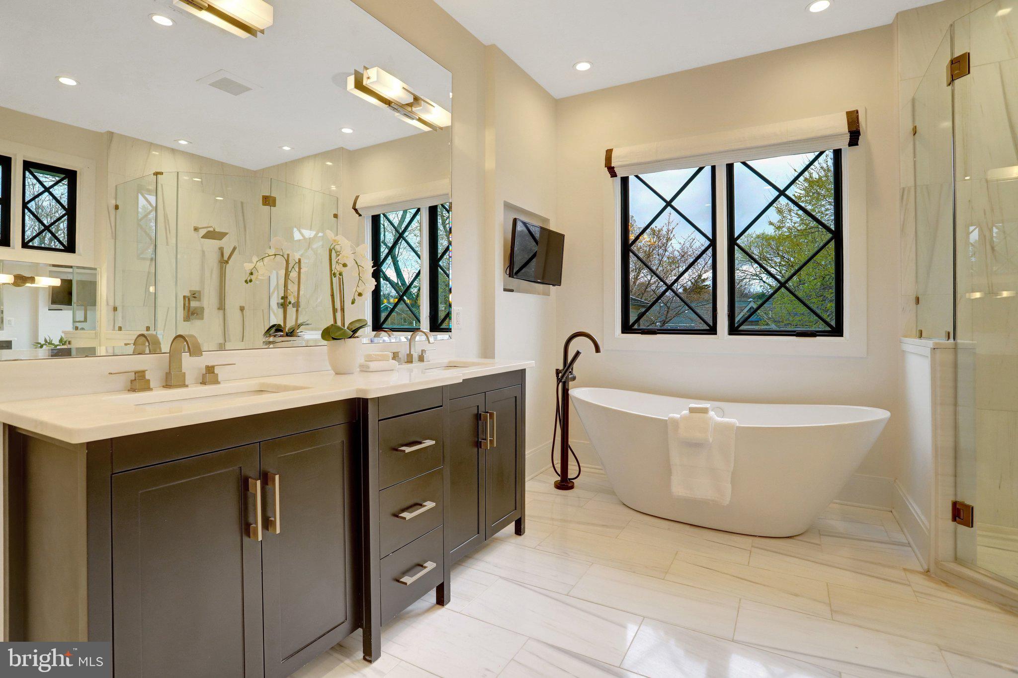 LYON PARK - Residential