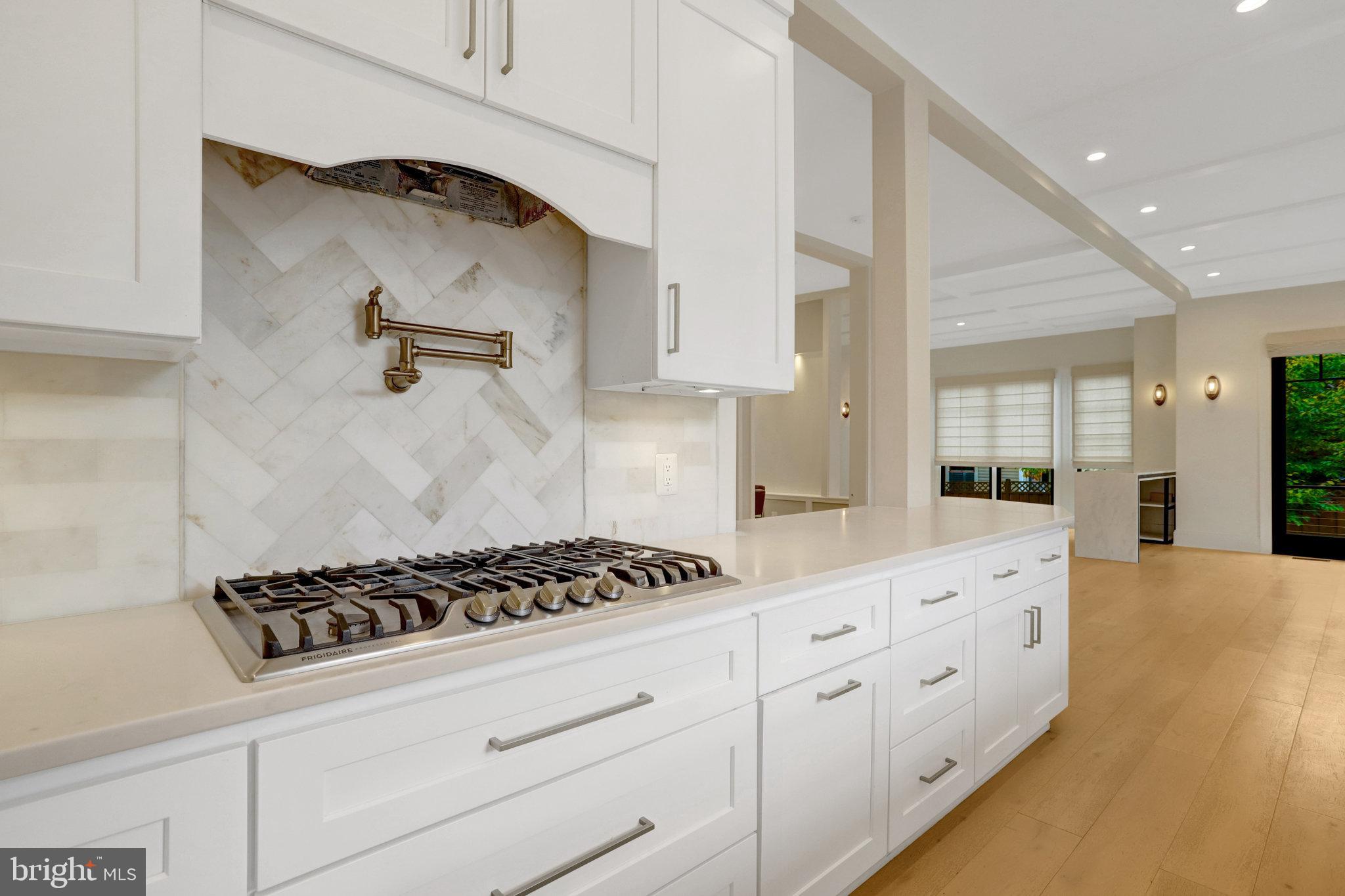 LYON PARK - Residential