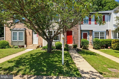 Photo of 6168 Trident Lane, WOODBRIDGE, VA 22193 (MLS # VAPW2121406)