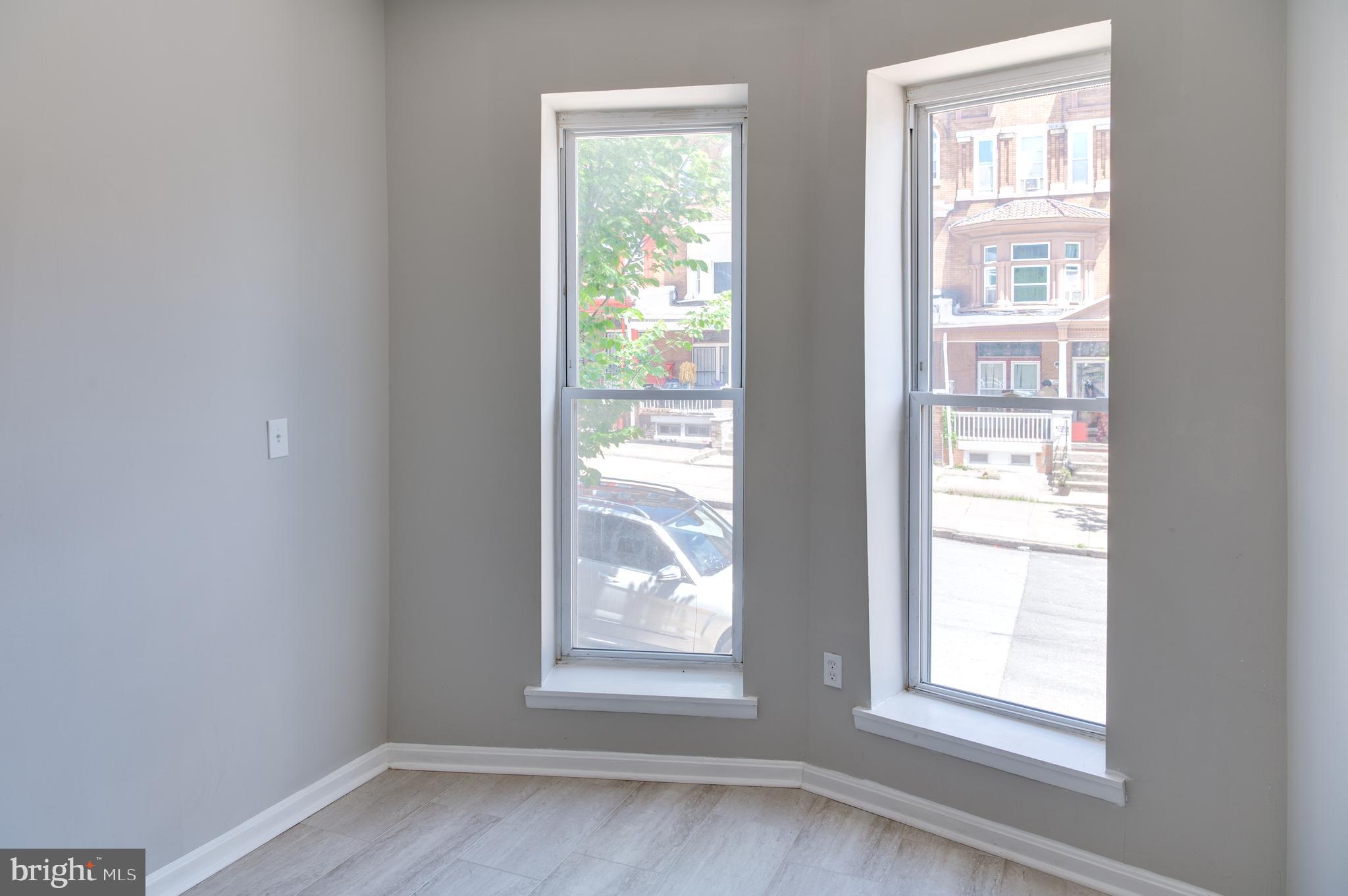 MIDWAY - Residential Lease