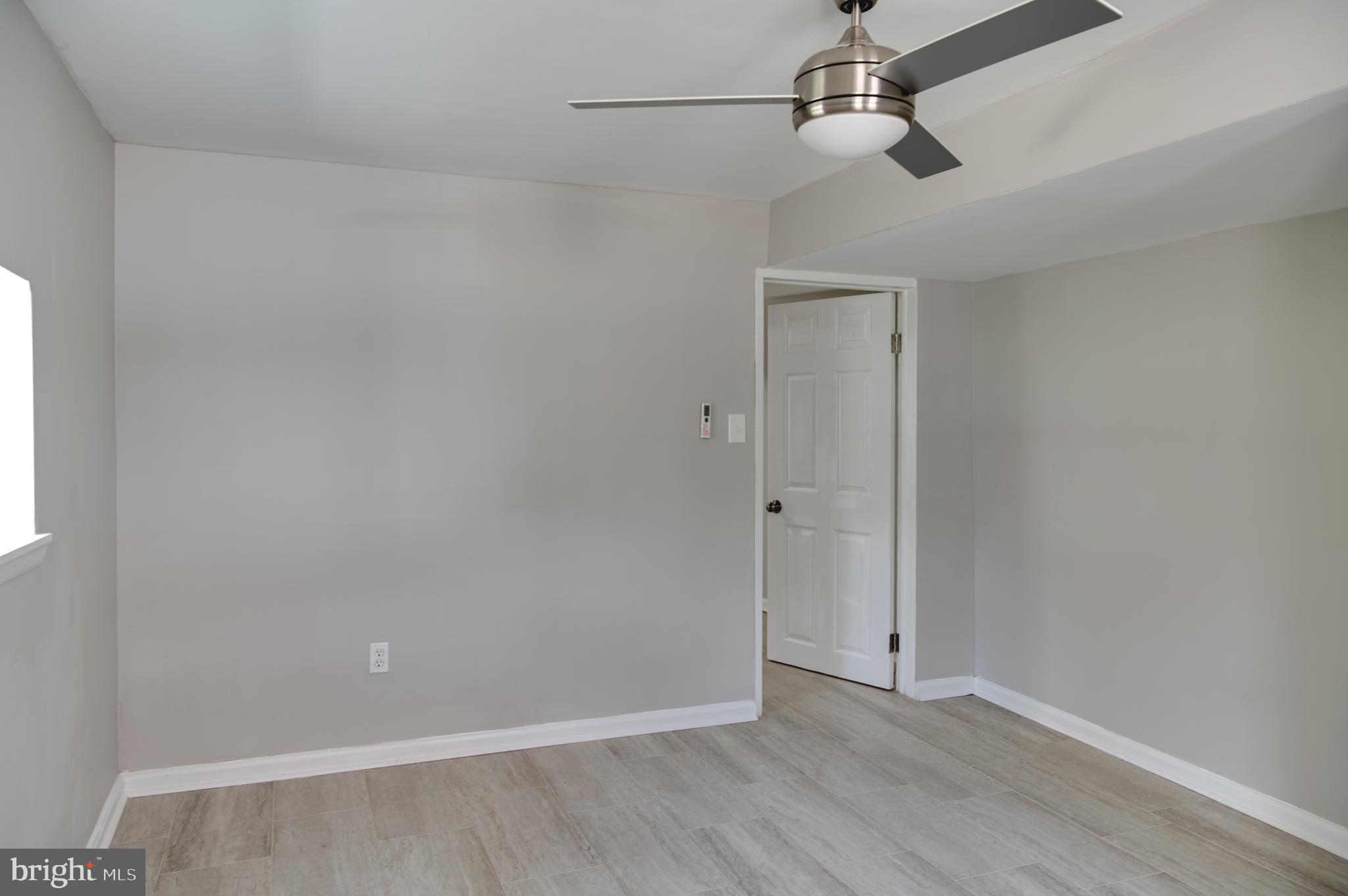 MIDWAY - Residential Lease