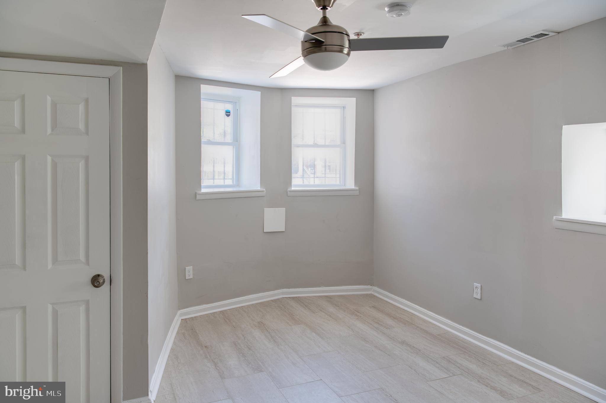 MIDWAY - Residential Lease