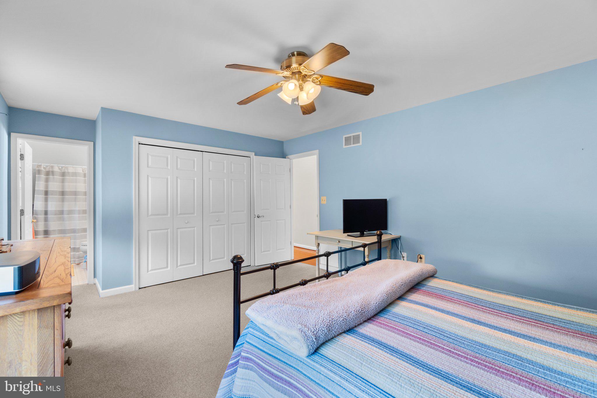 AURORA HILLS - Residential