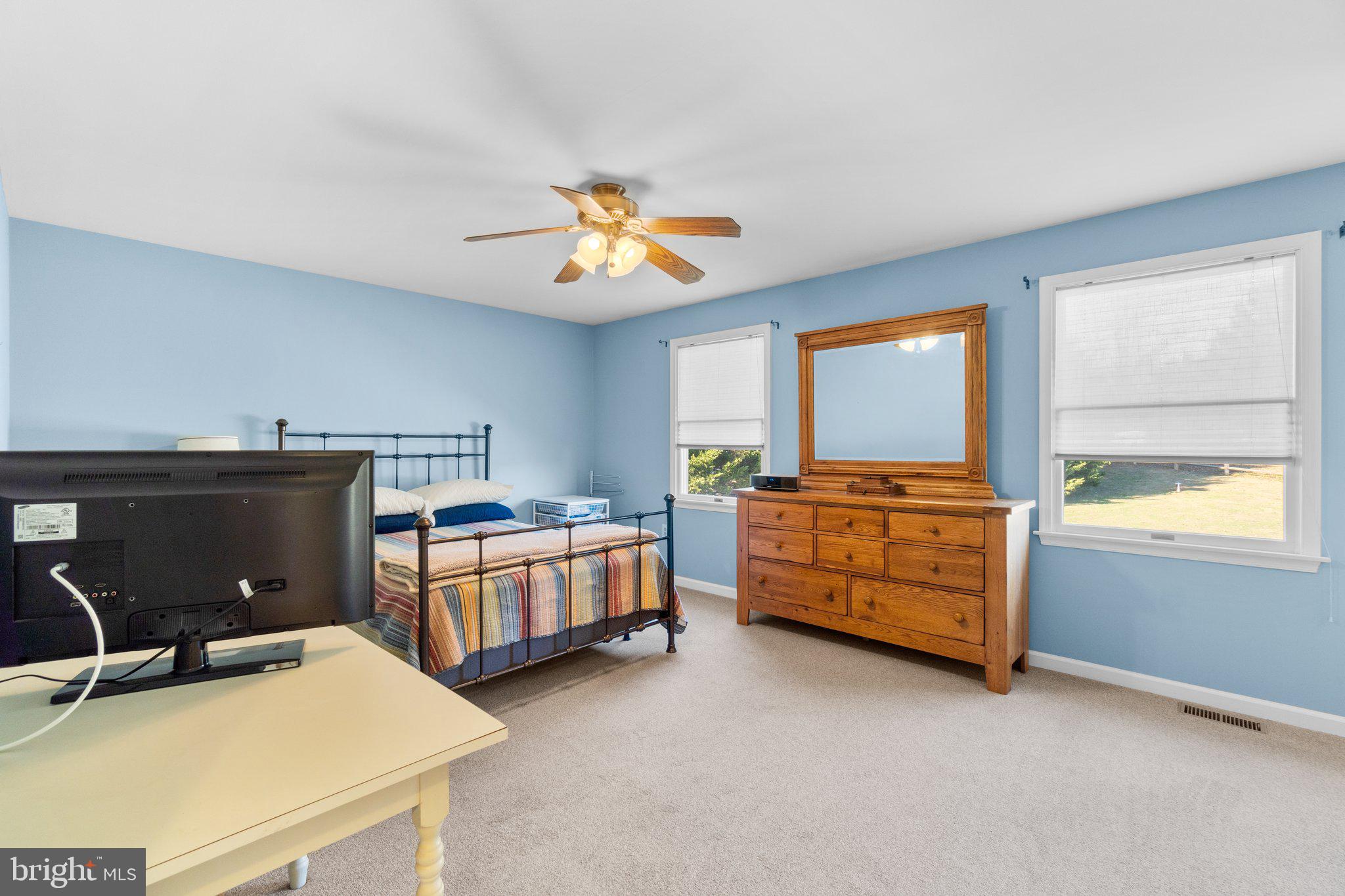 AURORA HILLS - Residential