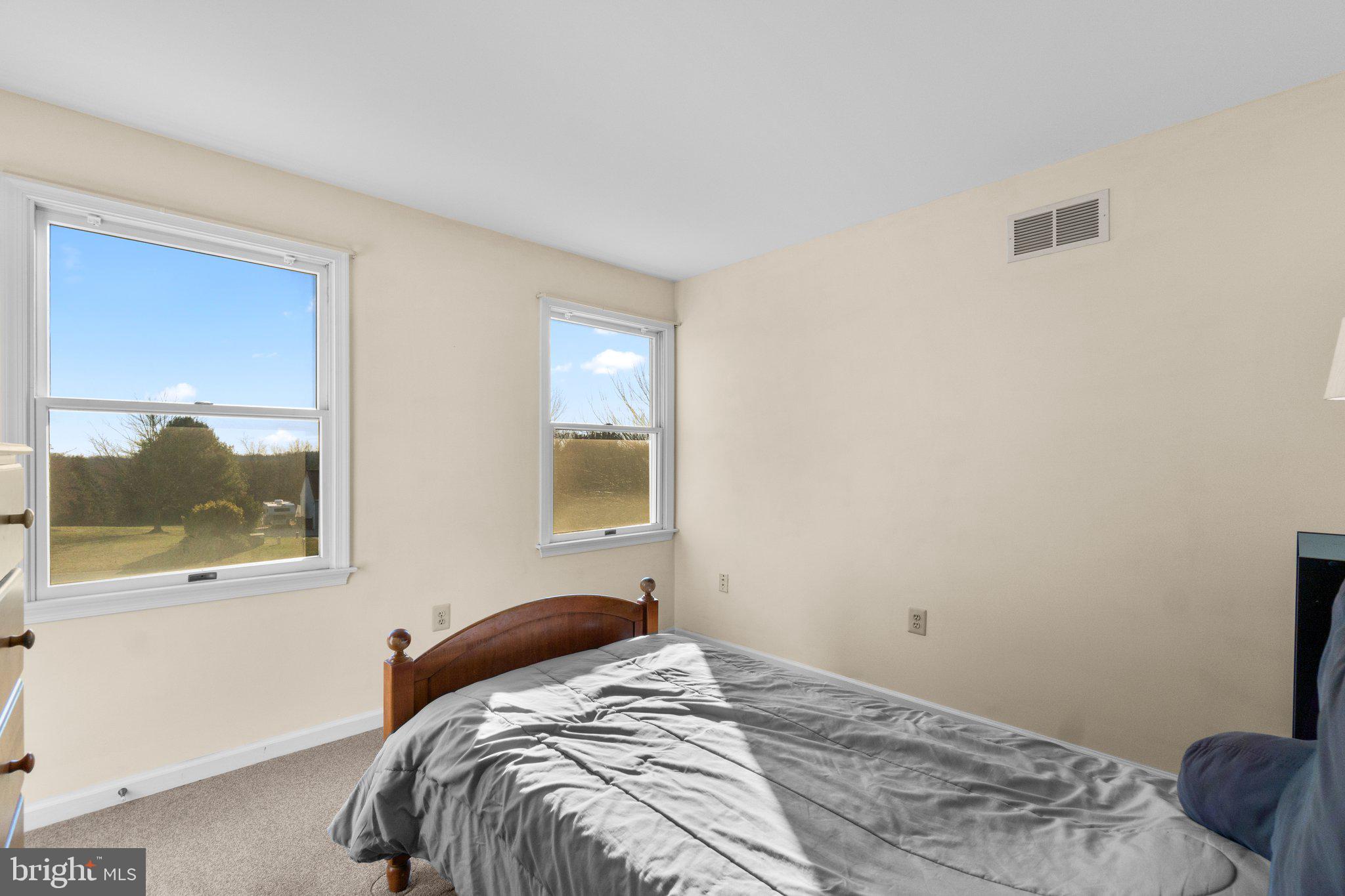 AURORA HILLS - Residential