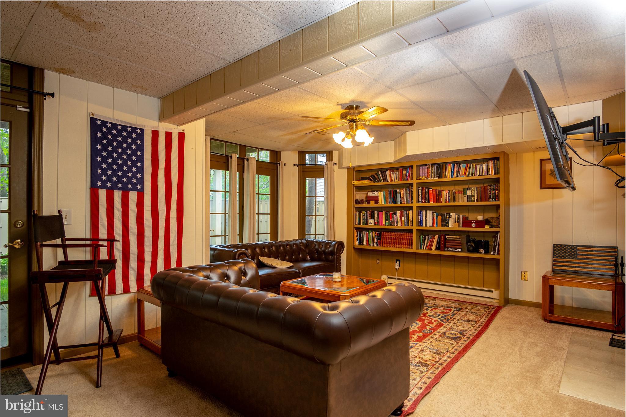 WELLINGTON WOODS - Residential Lease