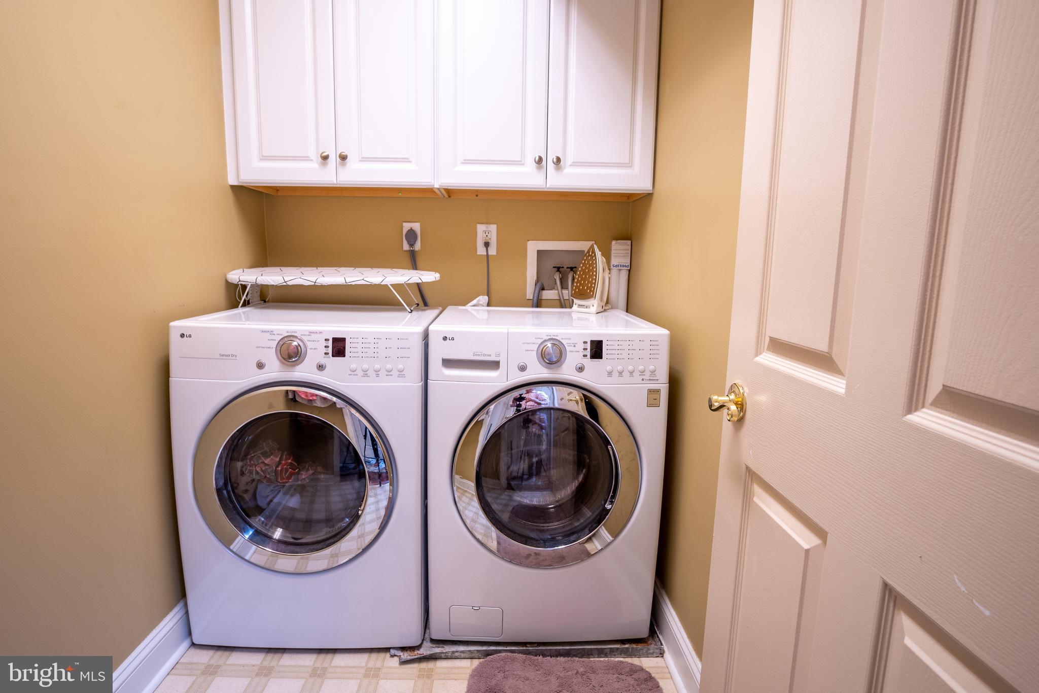 WELLINGTON WOODS - Residential Lease