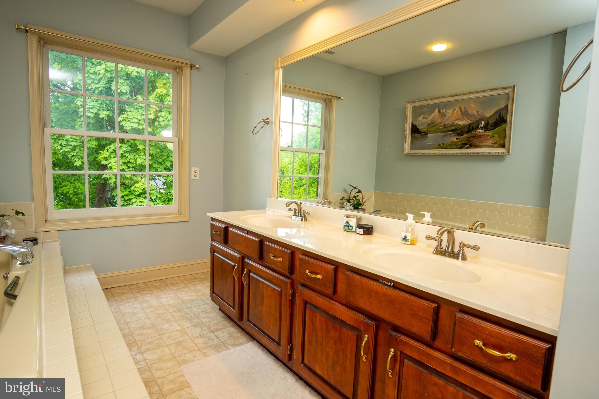 WELLINGTON WOODS - Residential Lease