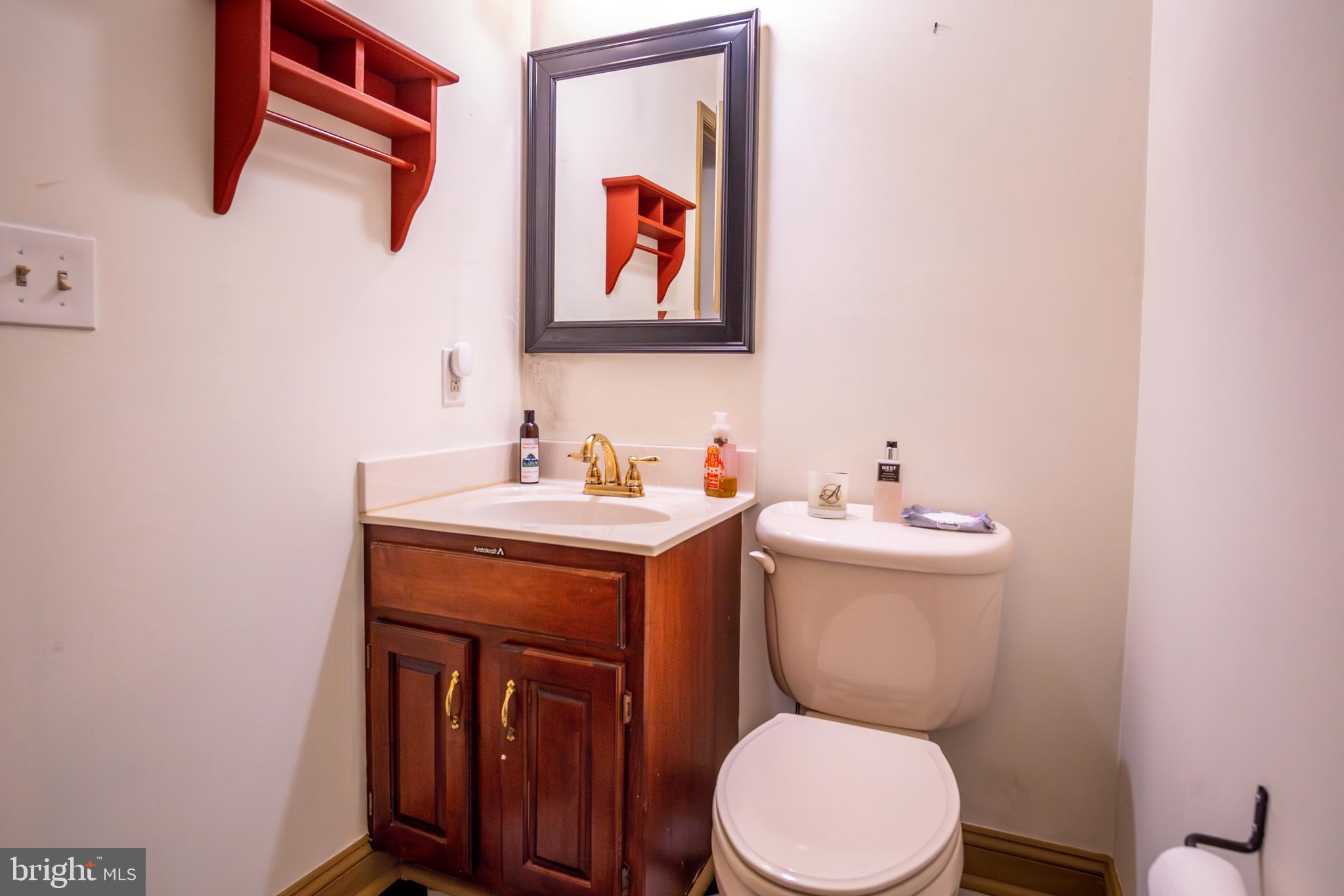 WELLINGTON WOODS - Residential Lease