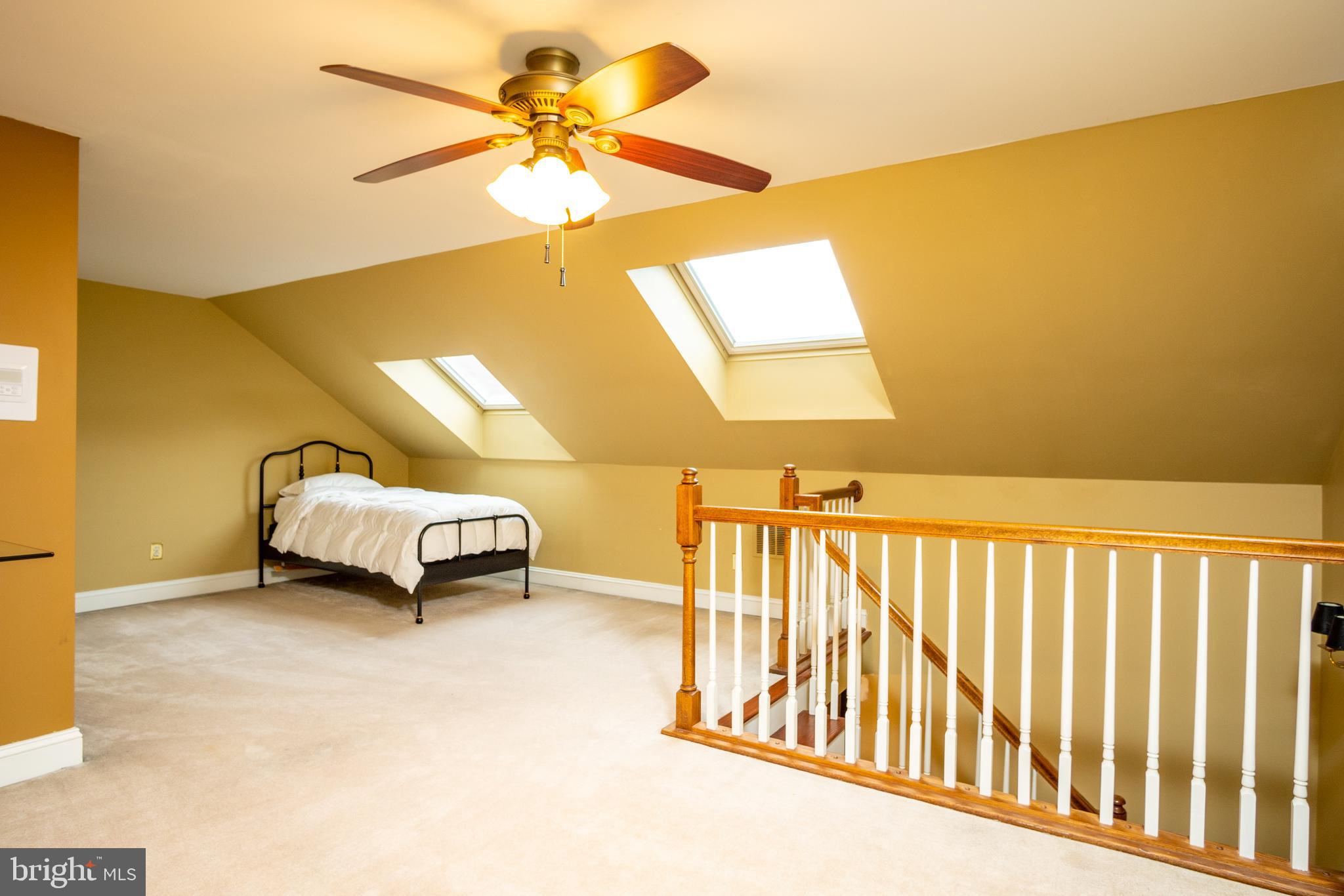 WELLINGTON WOODS - Residential Lease