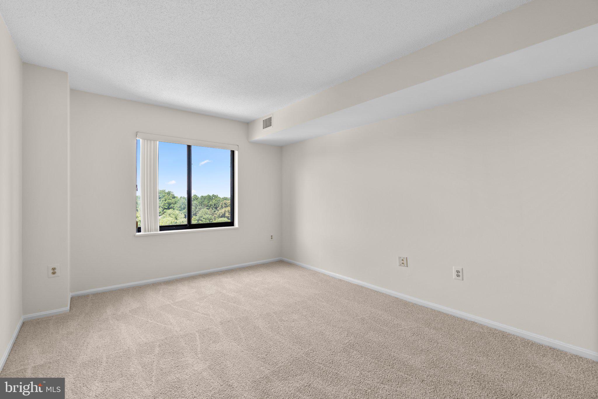 FAIRWAYS NORTH - Residential