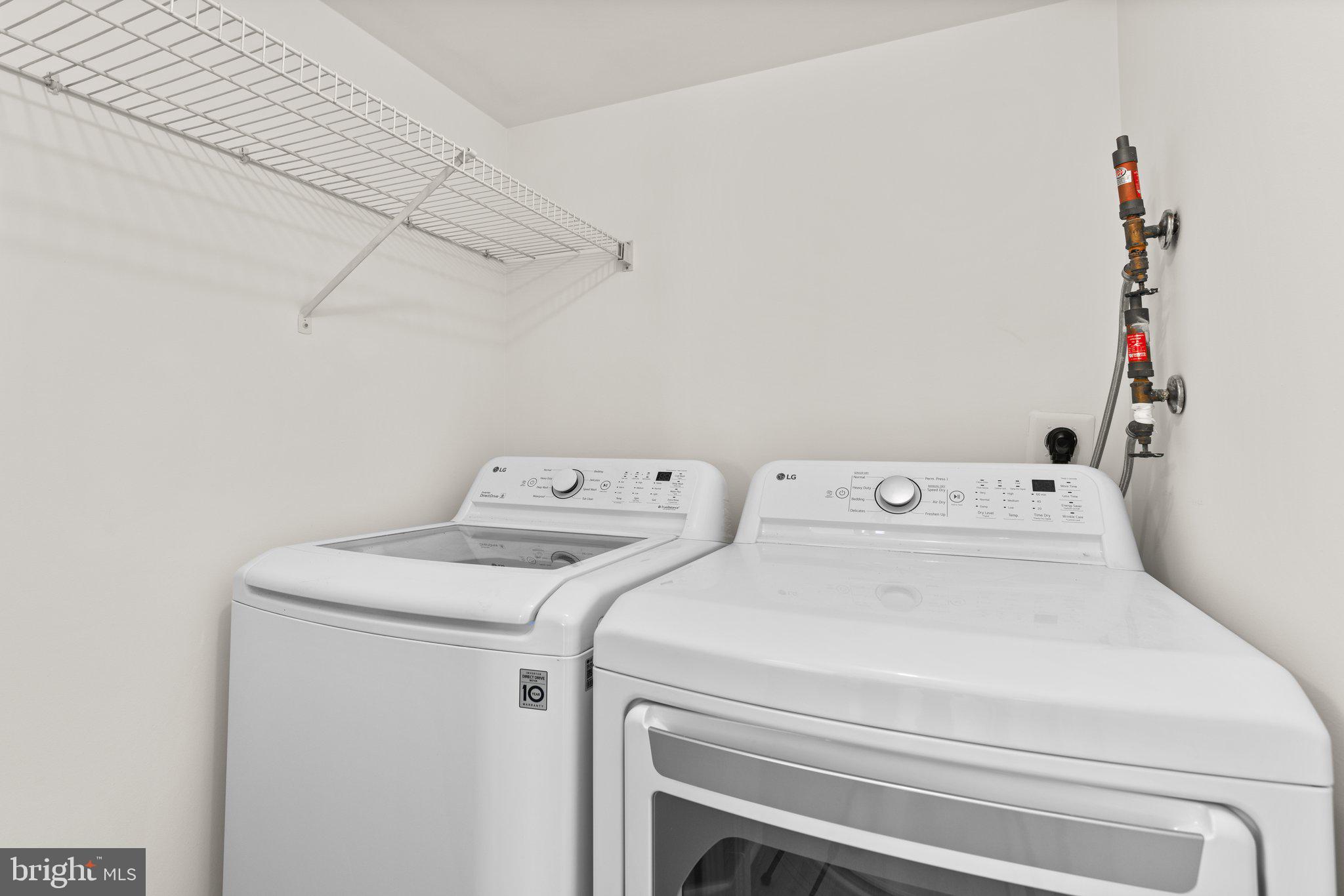 FAIRWAYS NORTH - Residential