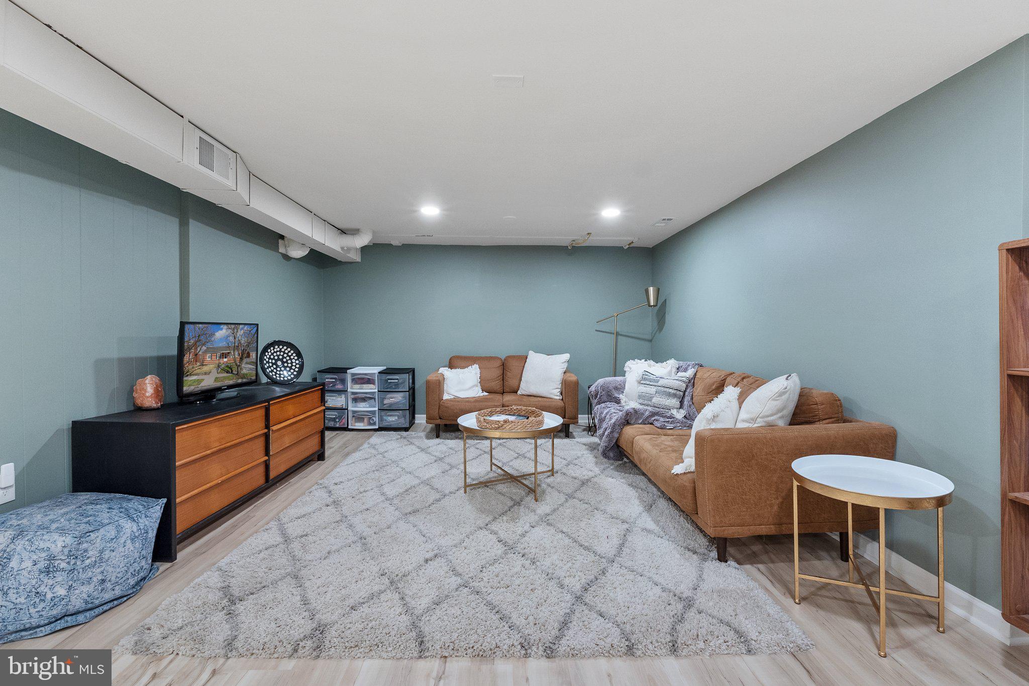 BELLVIEW HEIGHTS - Residential