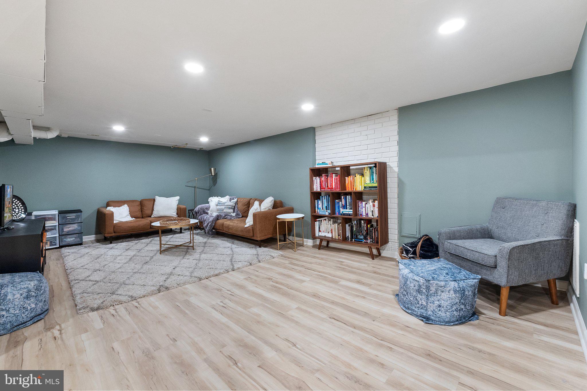 BELLVIEW HEIGHTS - Residential