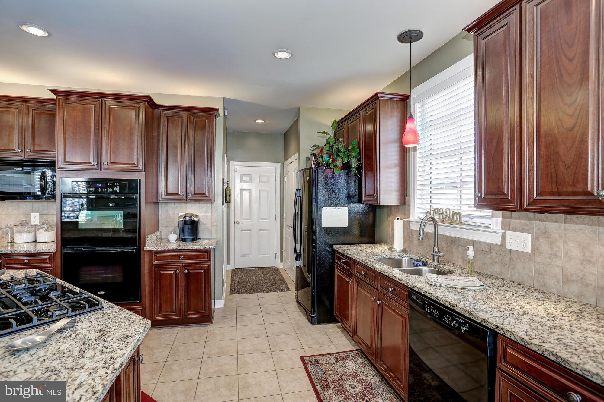 NEW BRISTOW VILLAGE - Residential