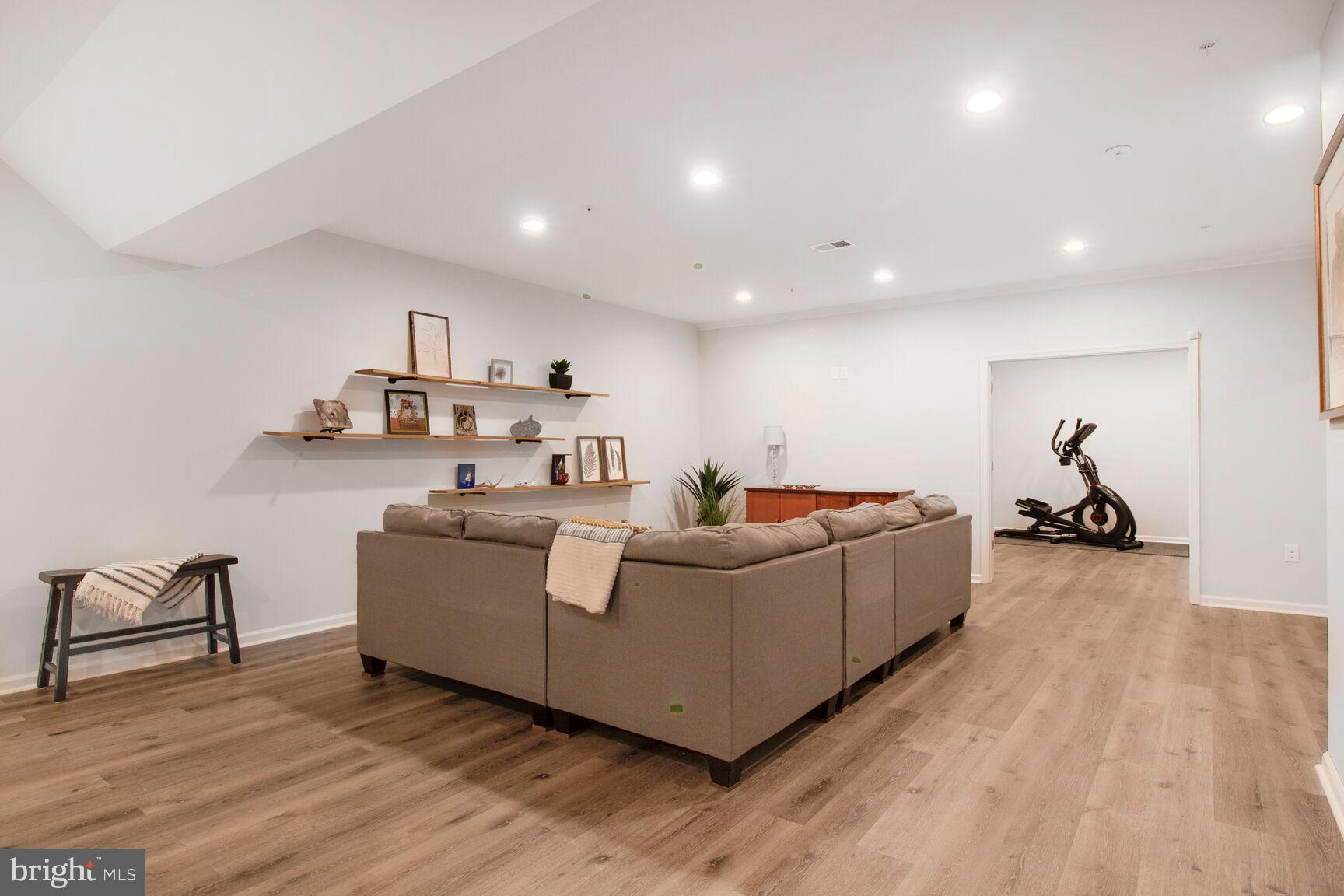 MAPLE LAWN - Residential