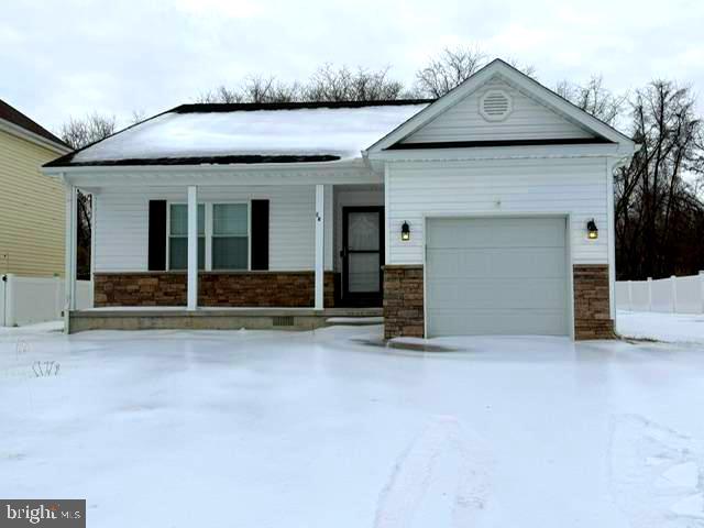 GREENS AT WYOMING - Residential