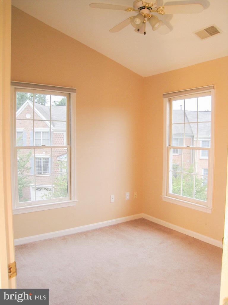 DAVENTRY PARK MILTON - Residential Lease