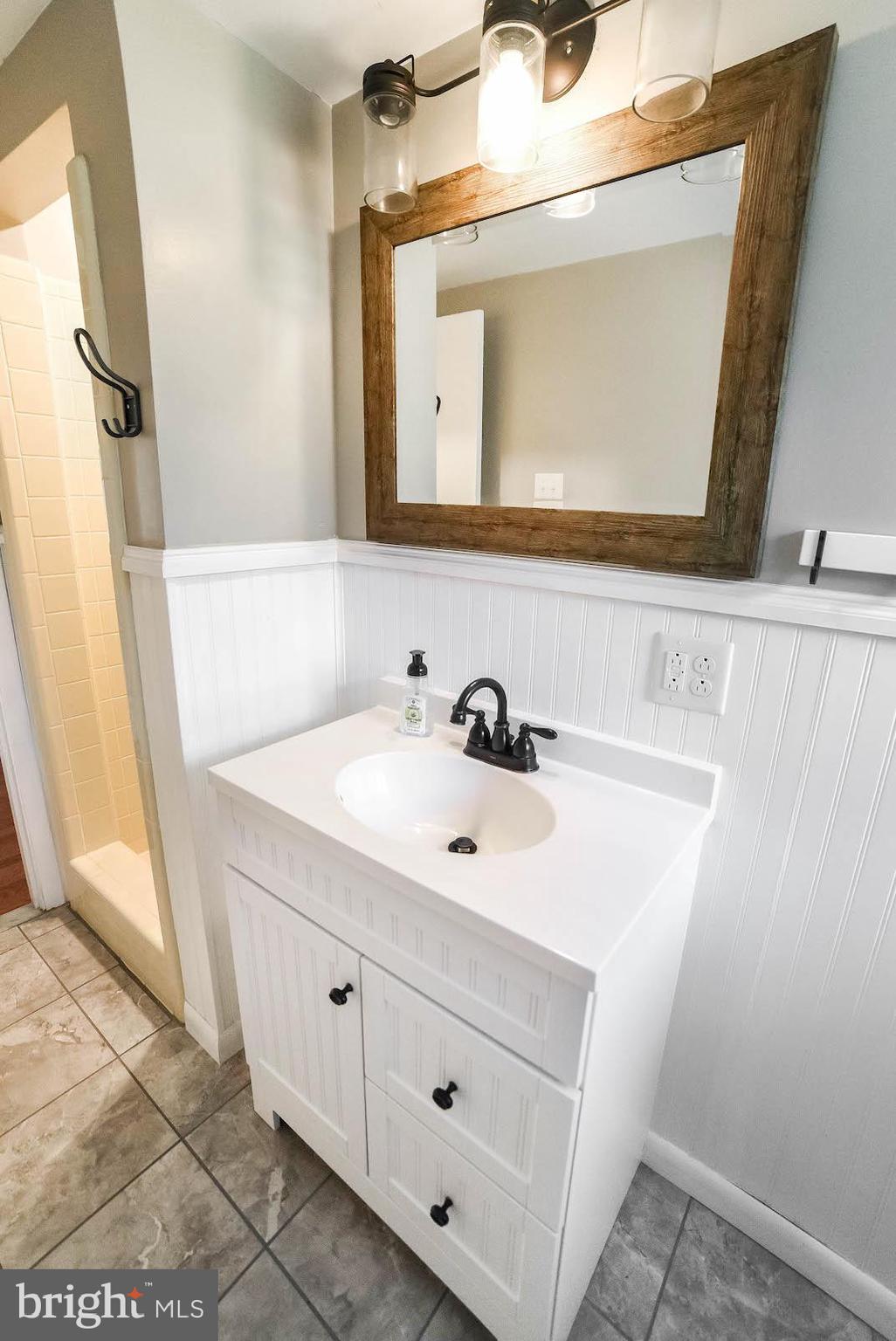 TOWN CREEK - Residential