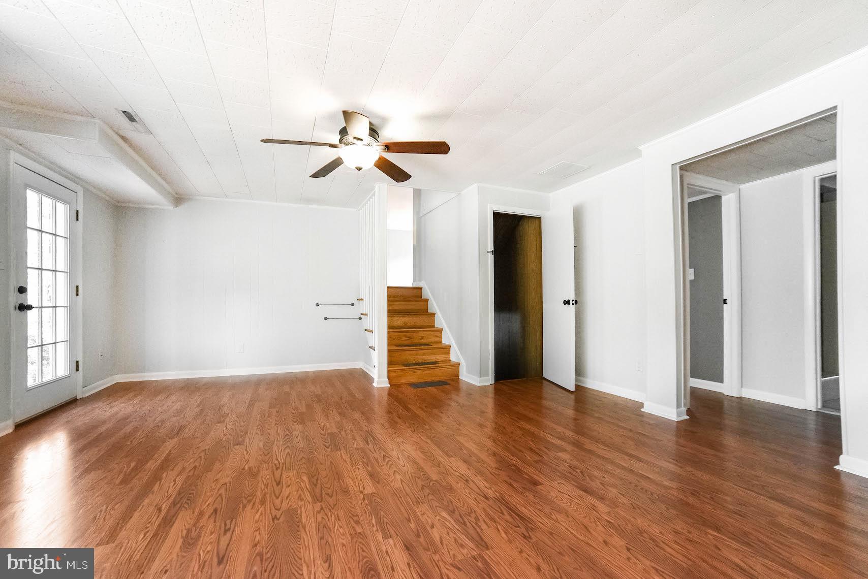 TOWN CREEK - Residential