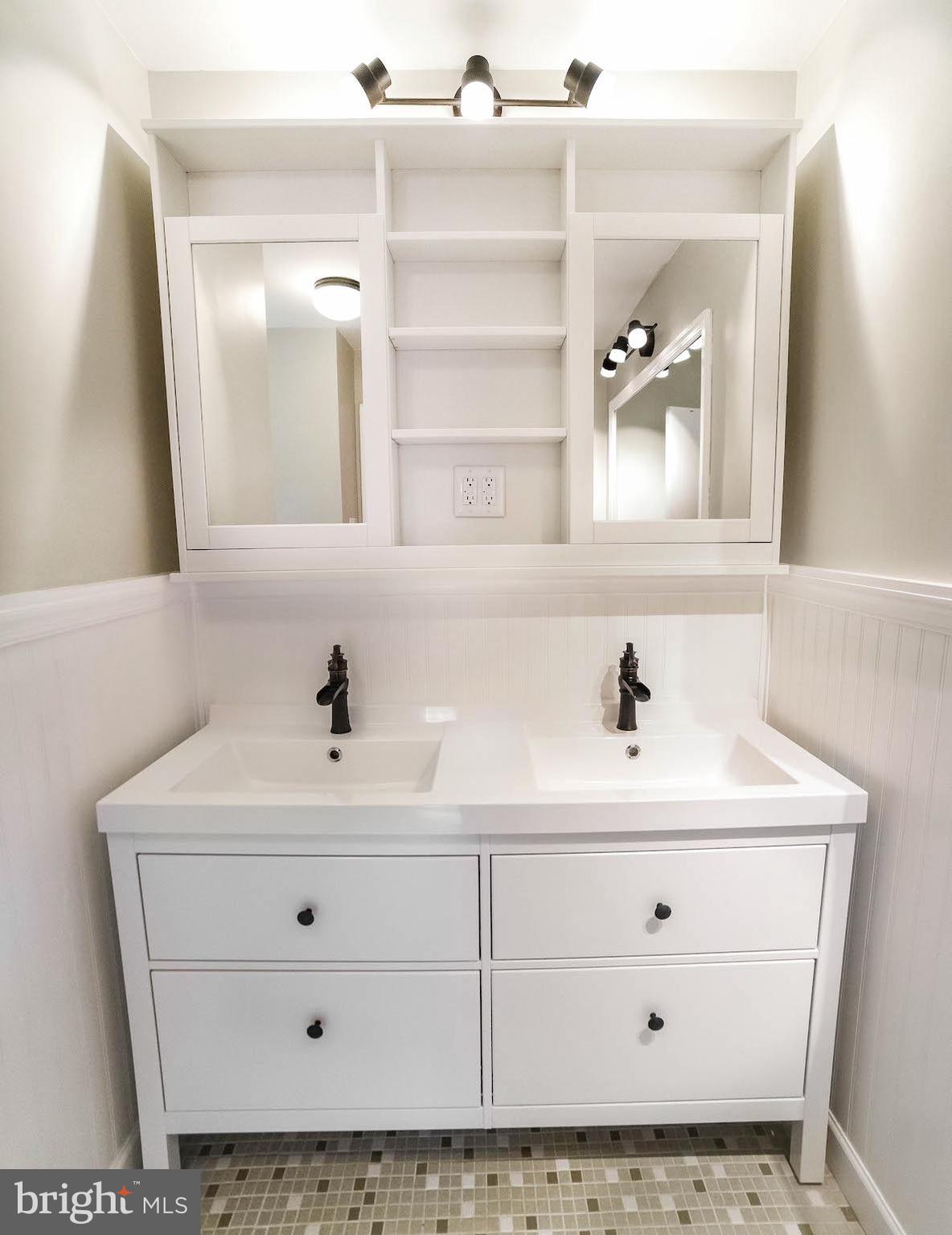 TOWN CREEK - Residential