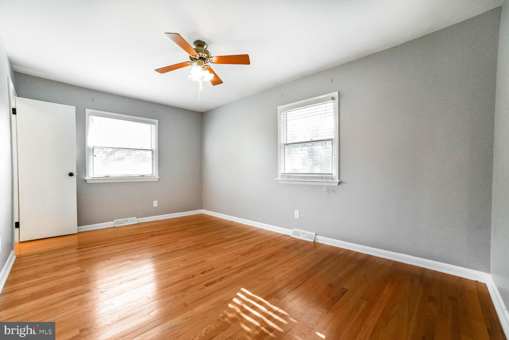 TOWN CREEK - Residential