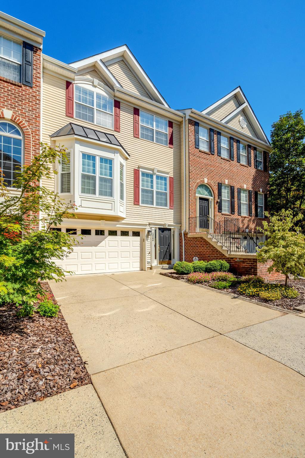 13244 MAPLE CREEK LANE