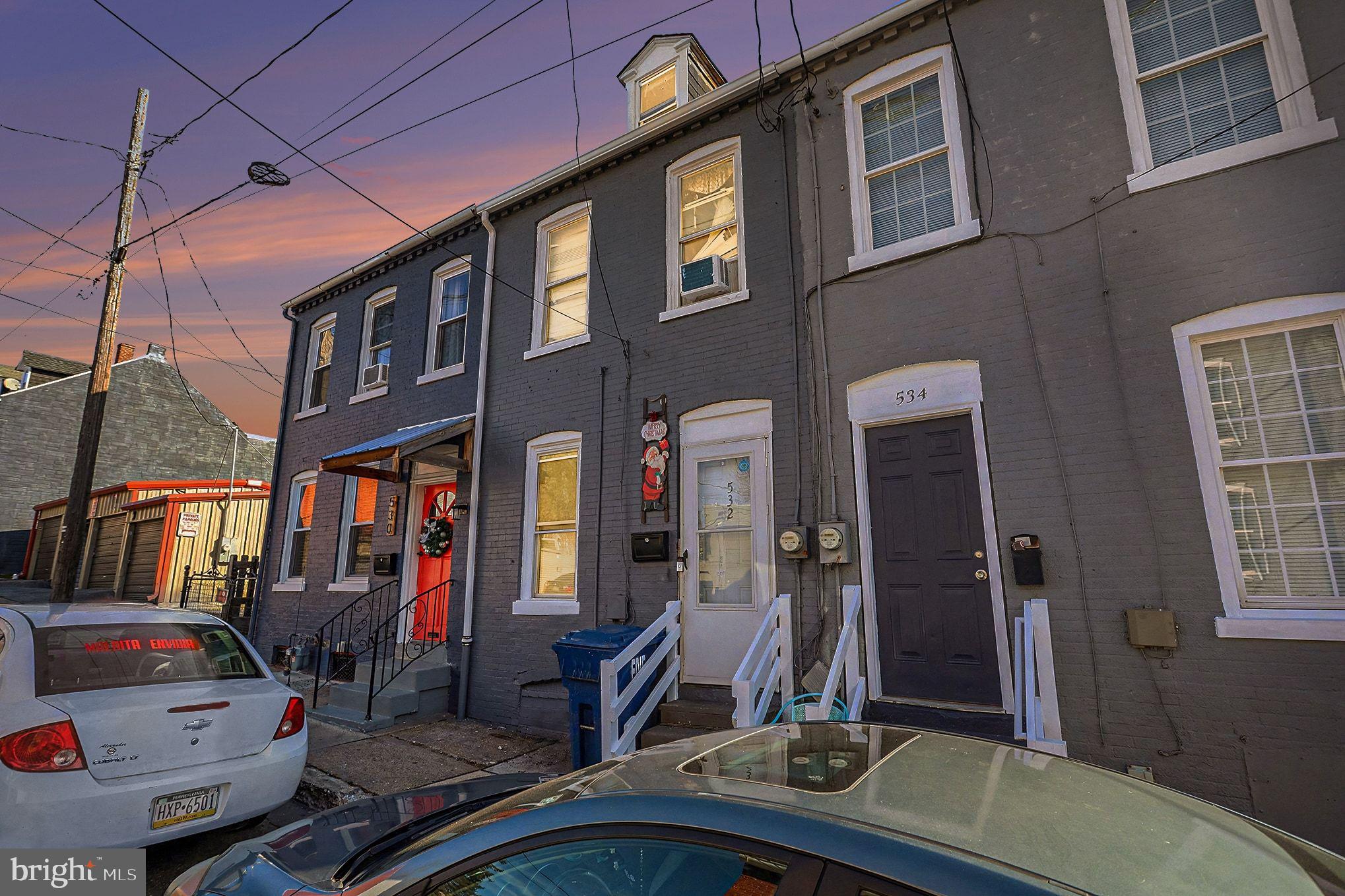 532 LAFAYETTE STREET