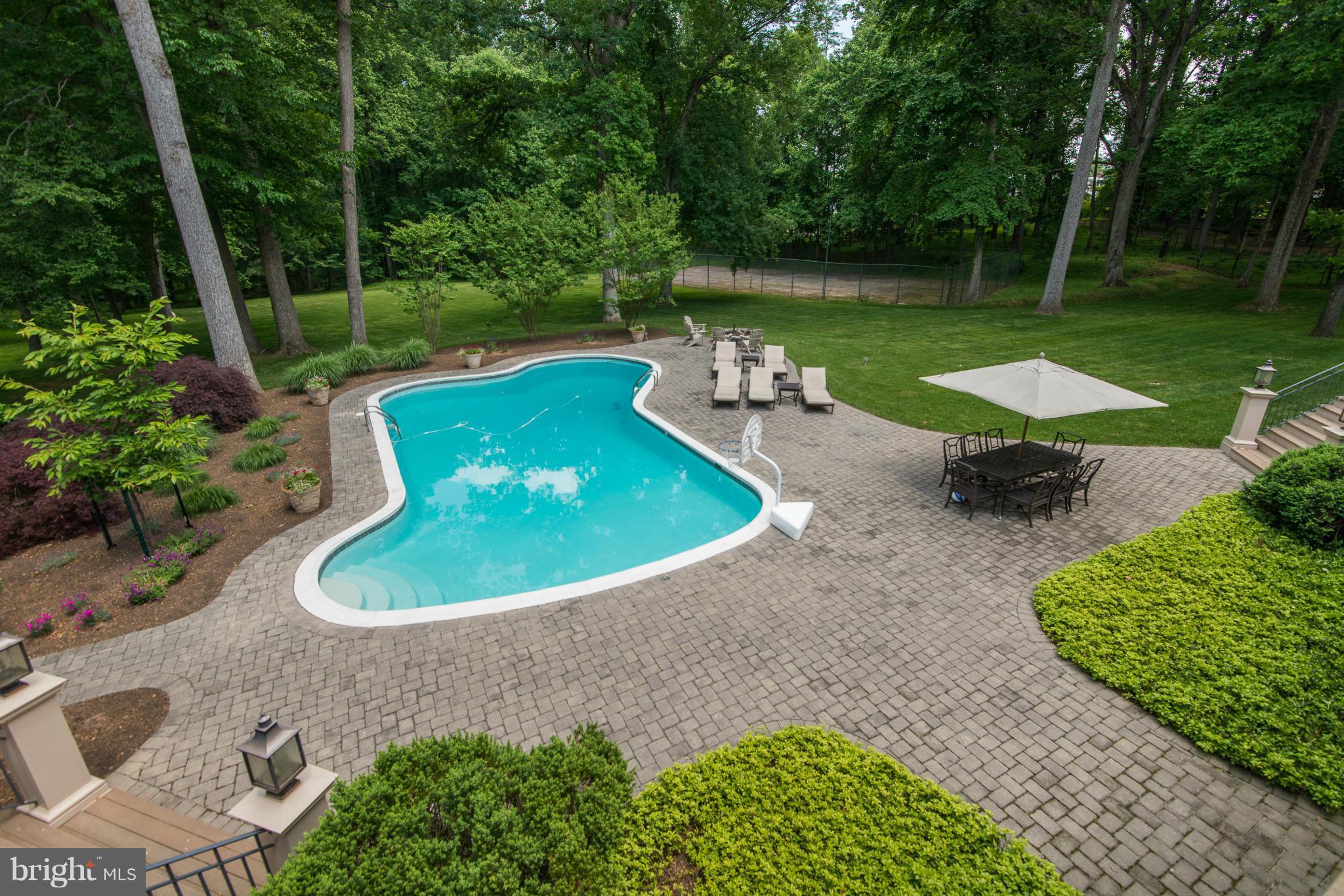 POTOMAC FALLS - Residential