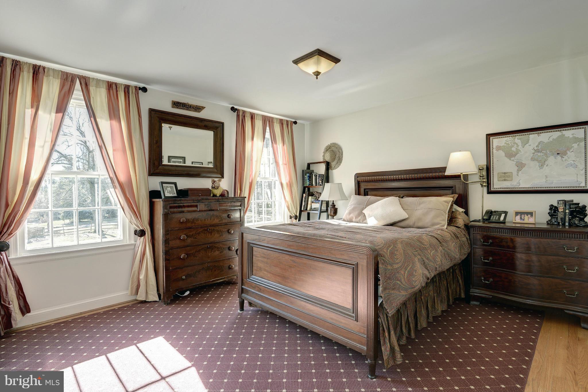 POTOMAC FALLS - Residential