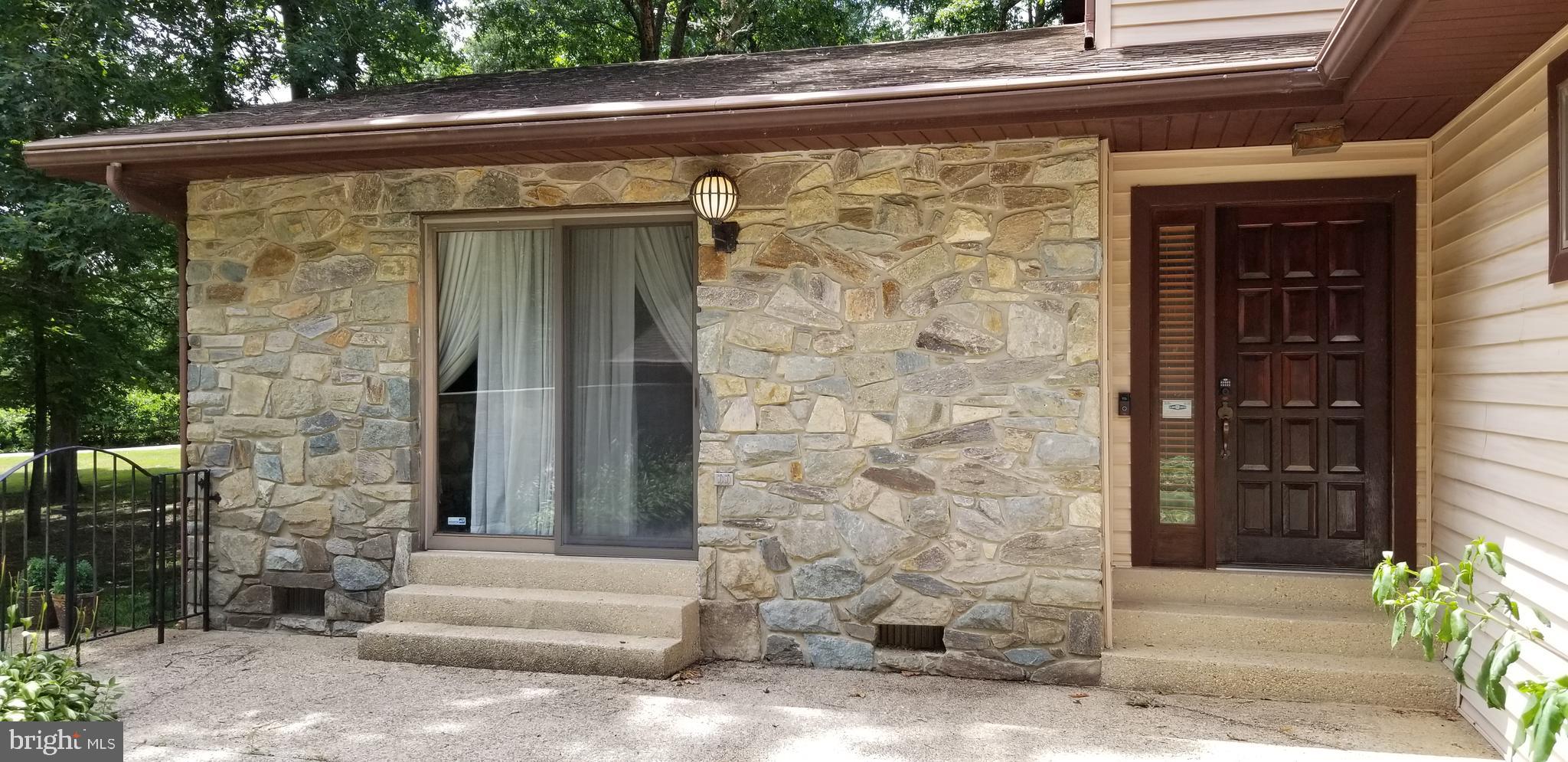 NEW ENGLAND ESTATES - Residential