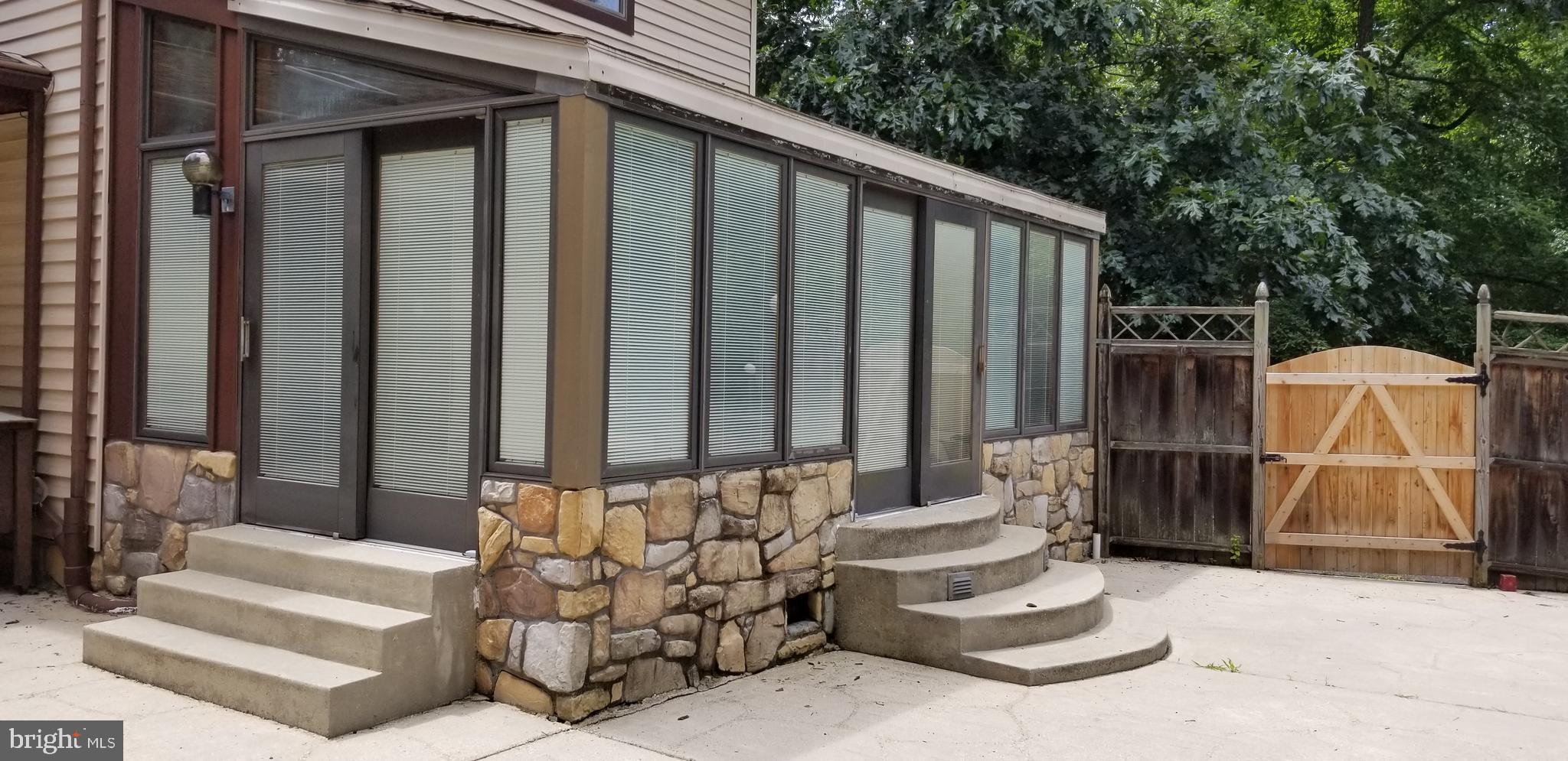 NEW ENGLAND ESTATES - Residential