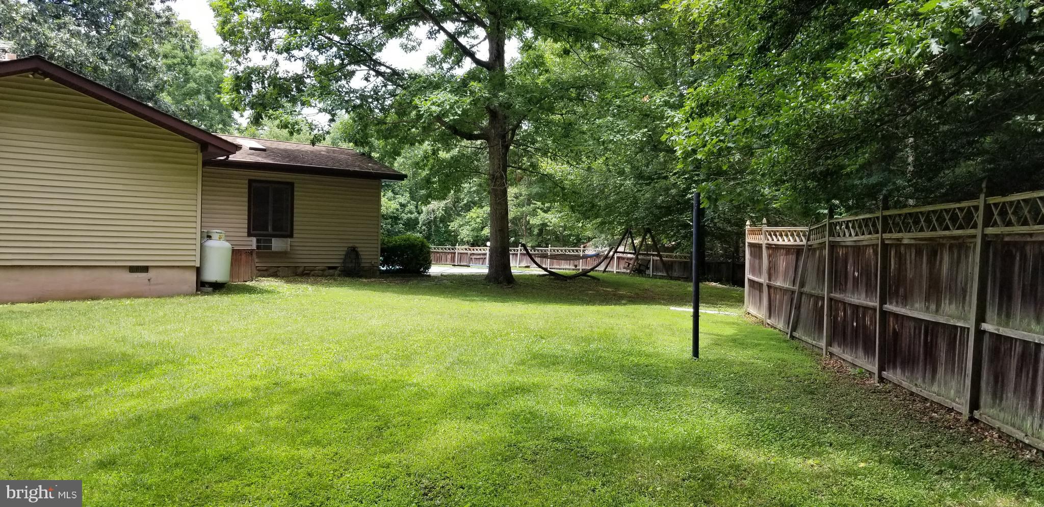 NEW ENGLAND ESTATES - Residential