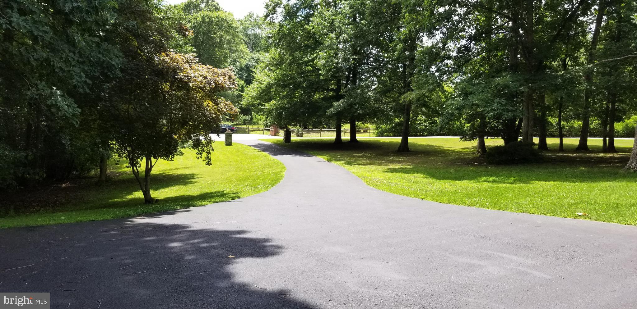 NEW ENGLAND ESTATES - Residential